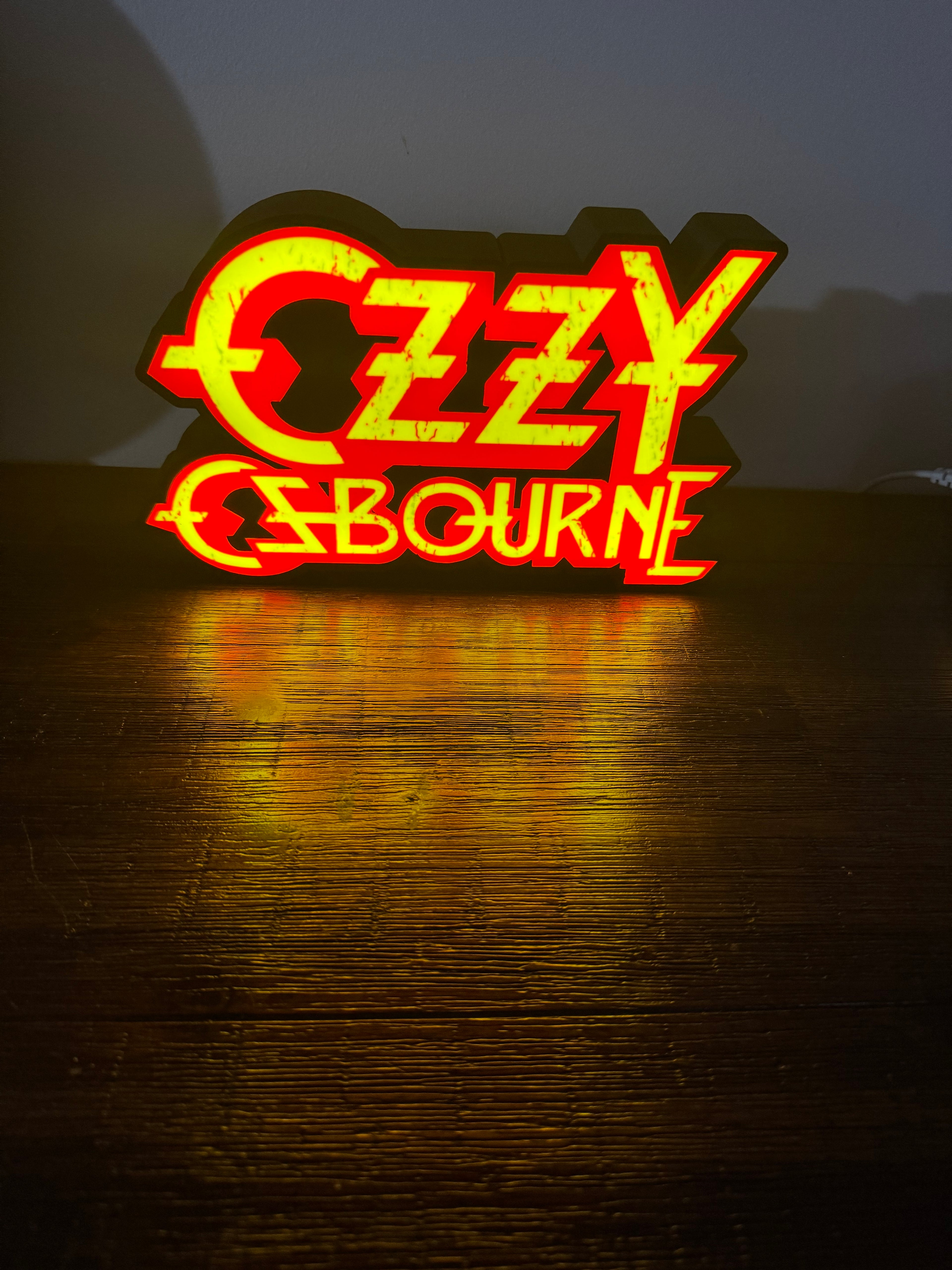 Ozzy Osbourne - Yellow & Red Scratched Logo Light