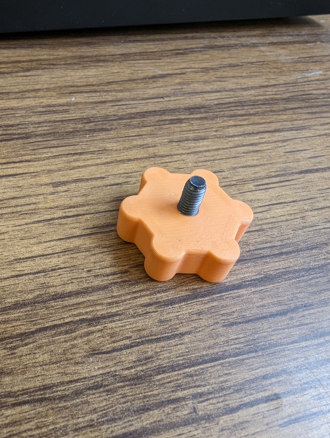 M5 Thumb screw 33mm wide