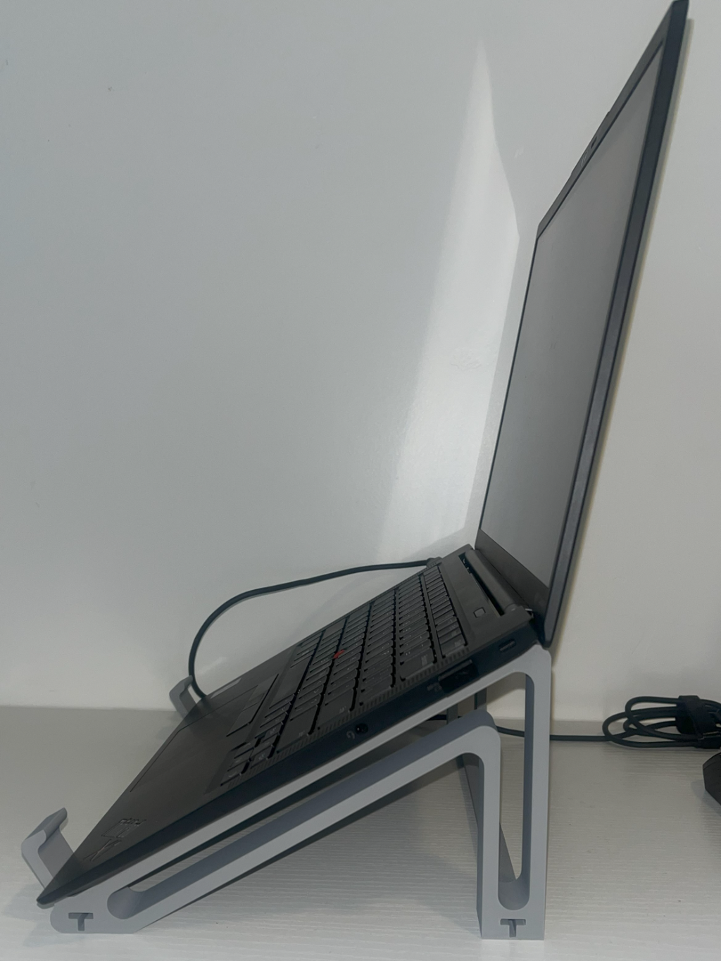 11 Inch+ Laptop Stand