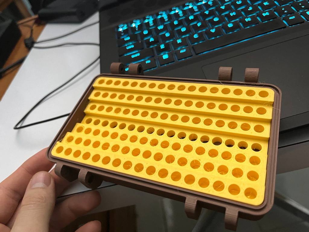 Screwdriver bits box