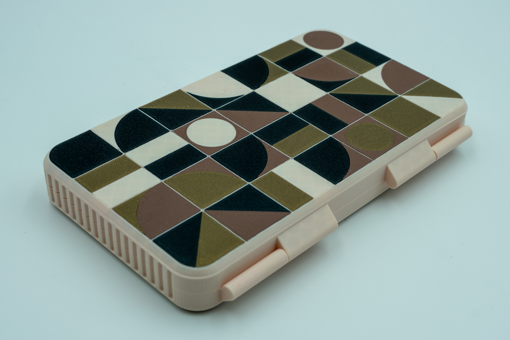 Backgammon decorative print in place