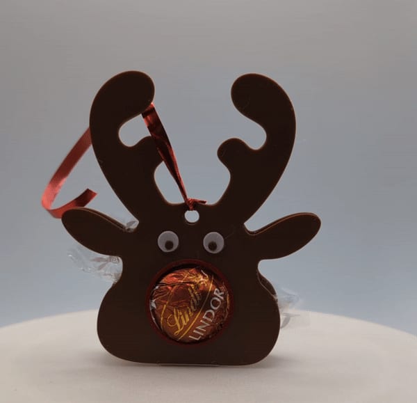 Sweet Reindeer: Foldable Ornament with Chocolate
