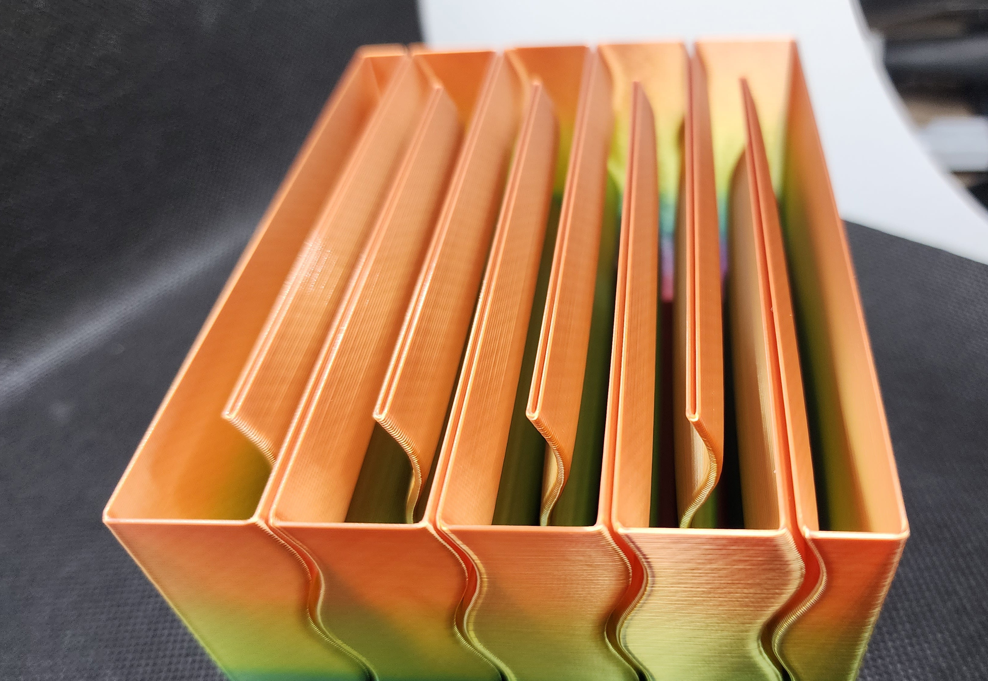 Scalable Letter & Mail Organizer - Vase Mode