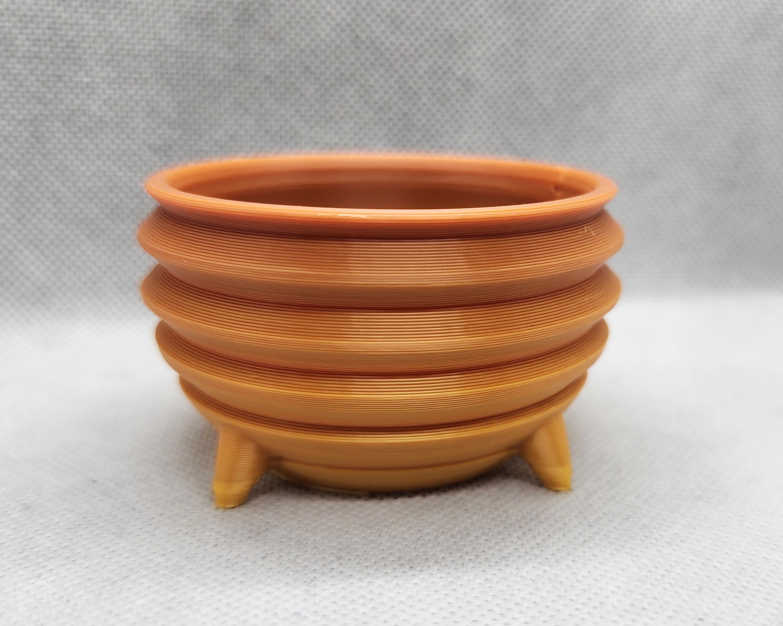 Groovy Cauldron with Feet - No Supports