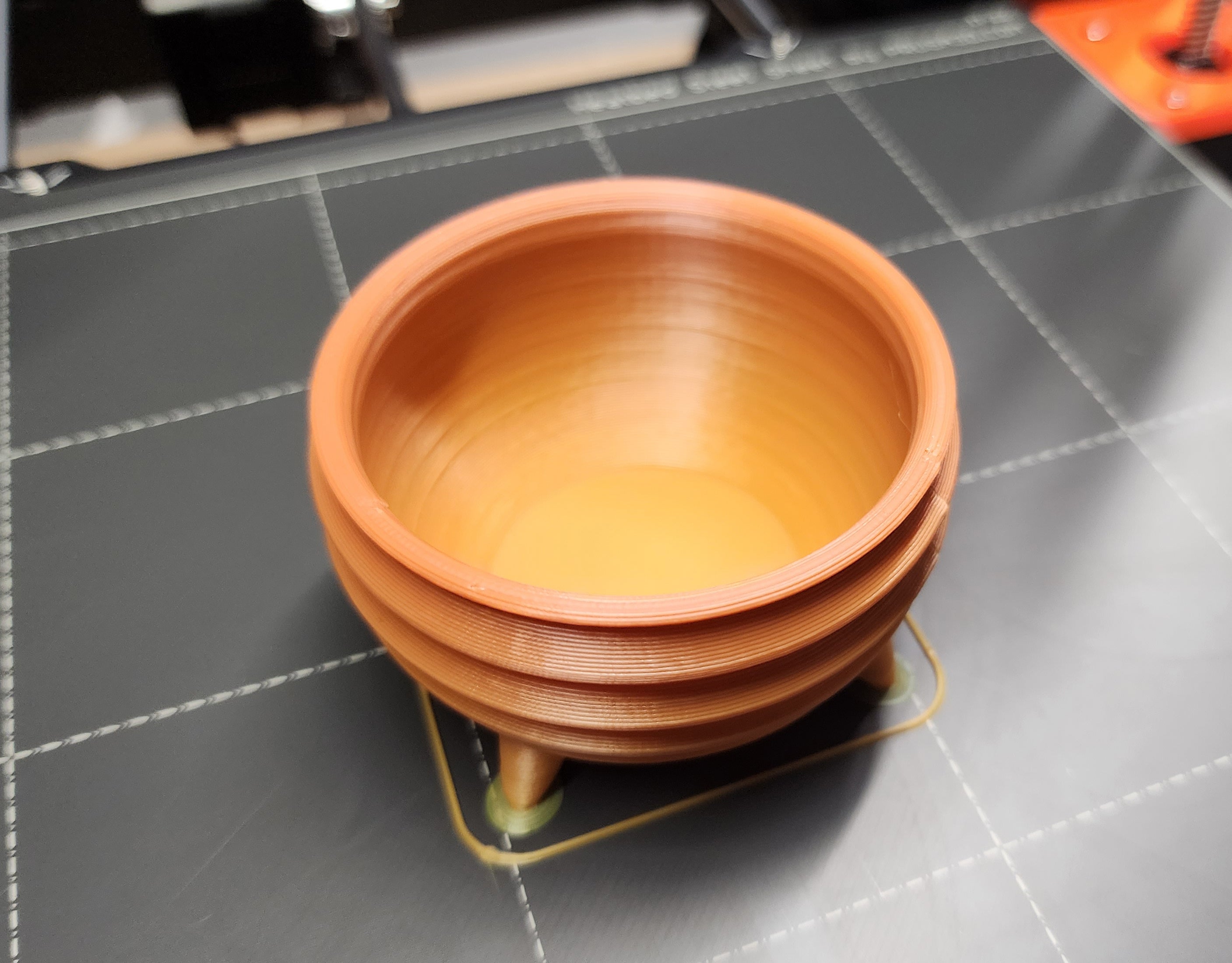 Groovy Cauldron with Feet - No Supports