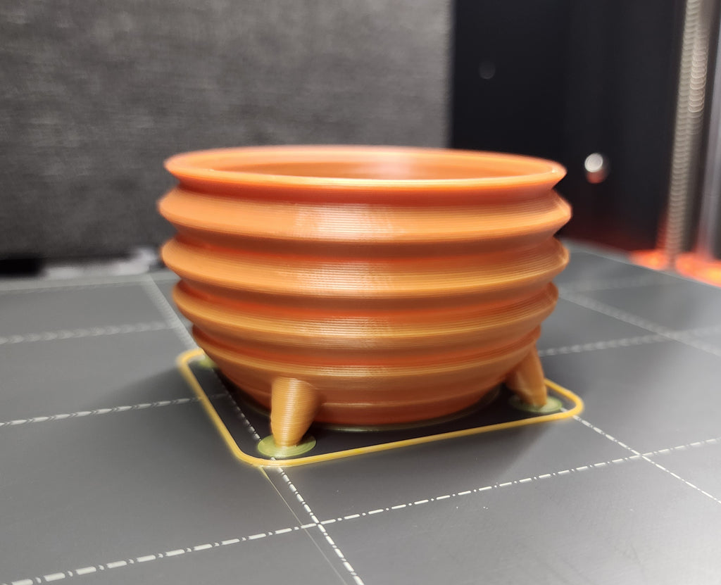 Groovy Cauldron with Feet - No Supports