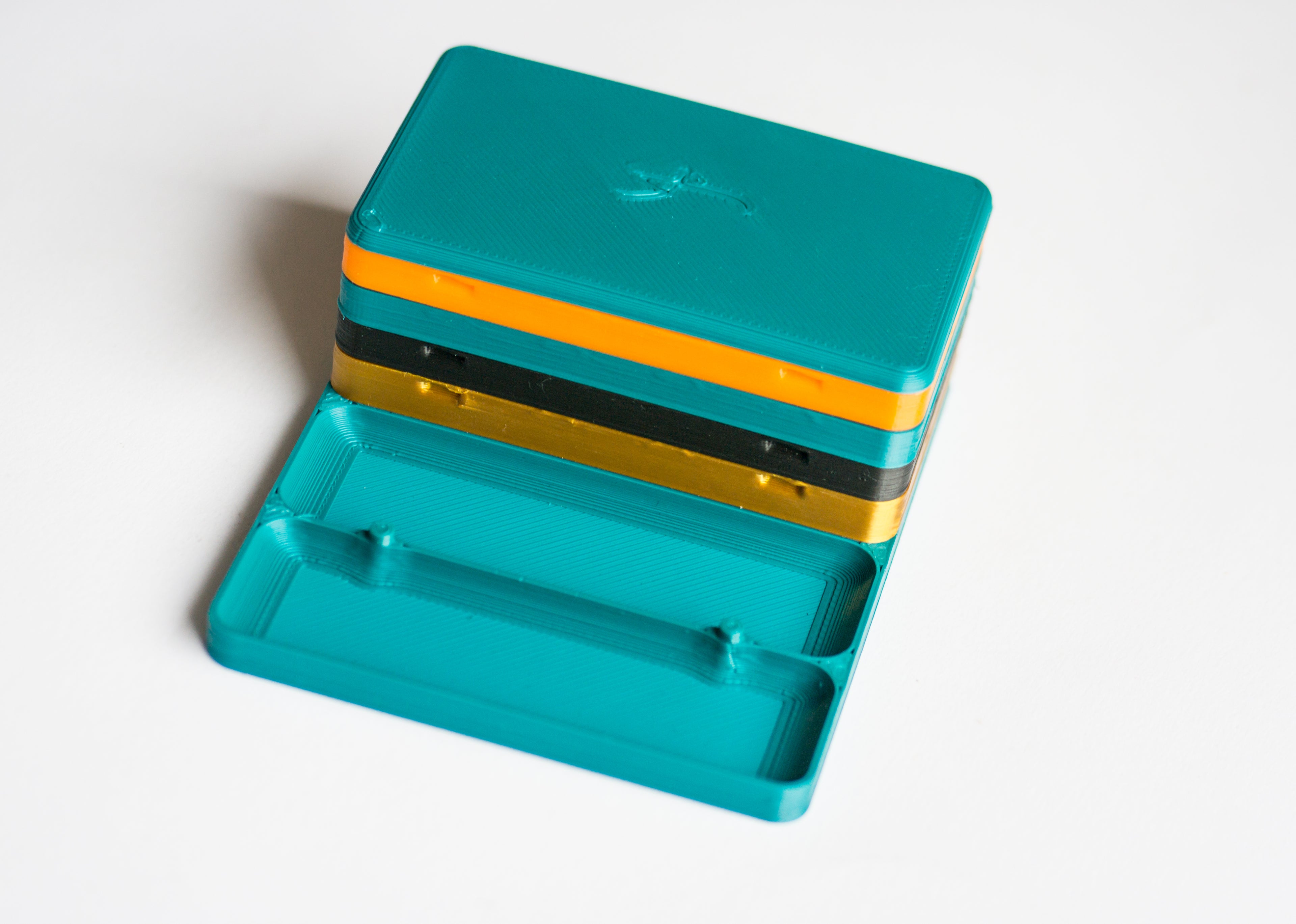 Stackable Screw Tray Box System