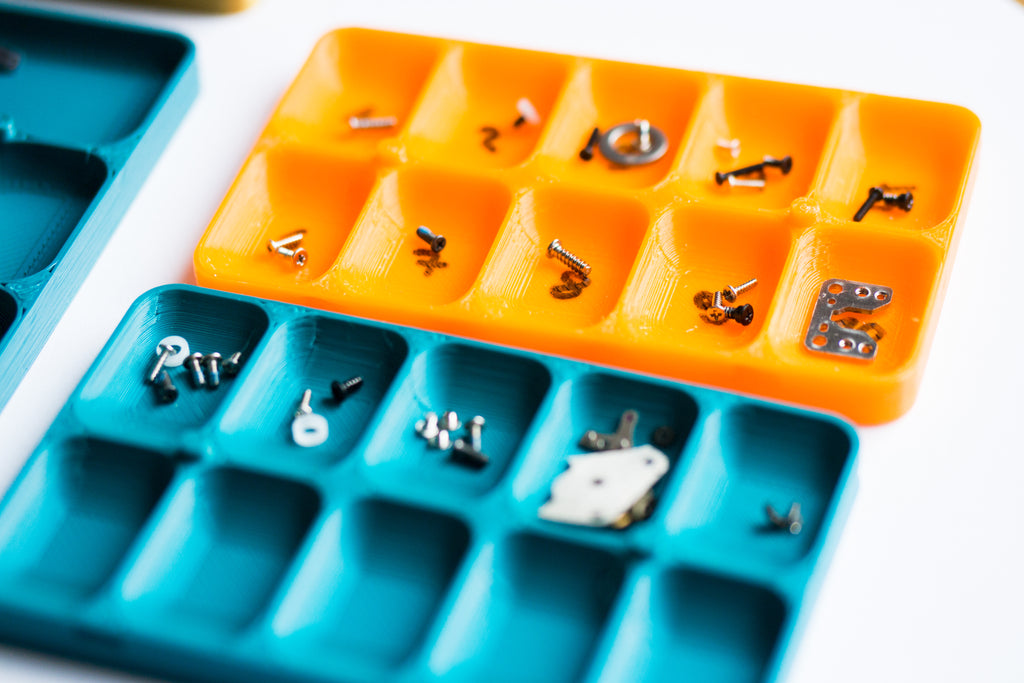 Stackable Screw Tray Box System