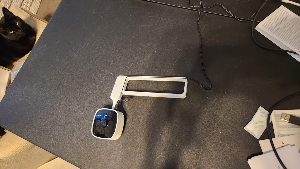 Camera LCD Mount (TP-Link Tapo C110 / Bambu Lab P1S-P1P Compatible)