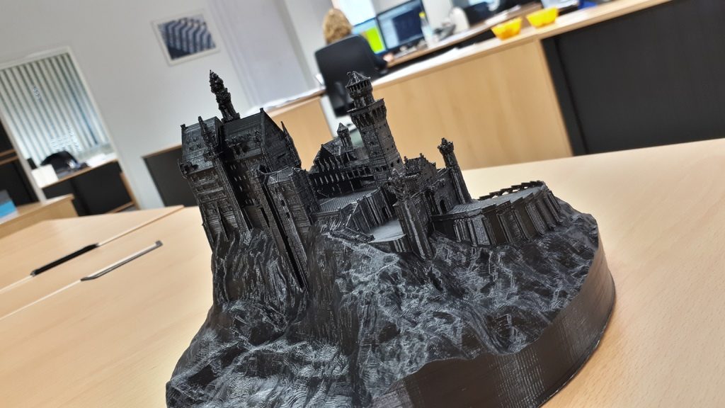 Neuschwanstein Castle – Fully Painted 3D-Printed Model