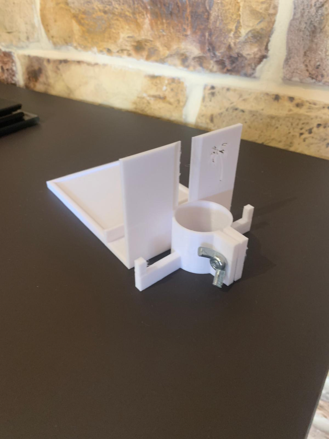 phone holder for beach umbrella