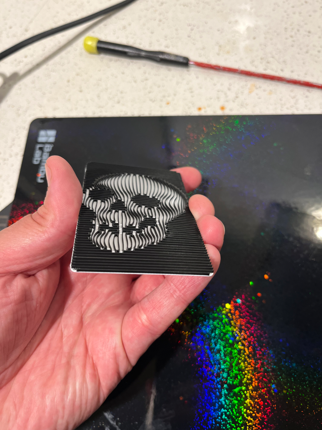 Optical Illusion Skull Card