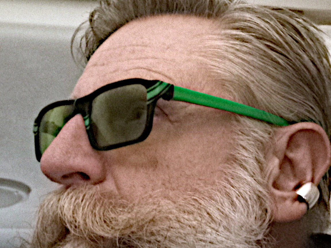 Sunglasses black-green