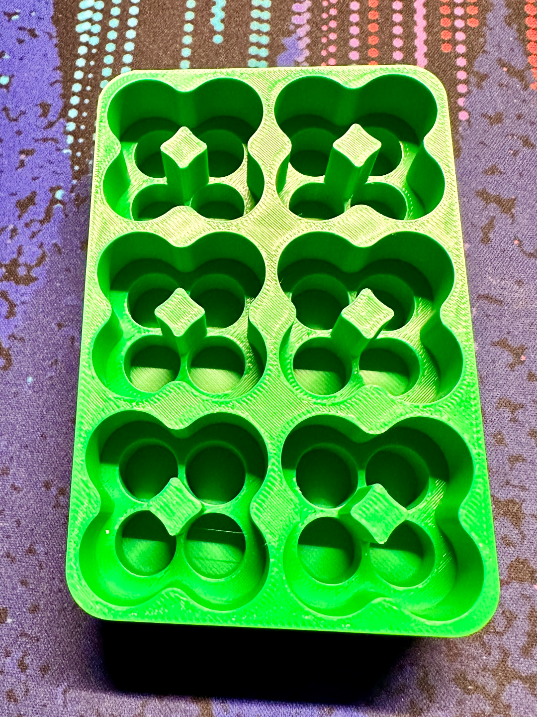 AA & AAA Battery Holder - Hybrid