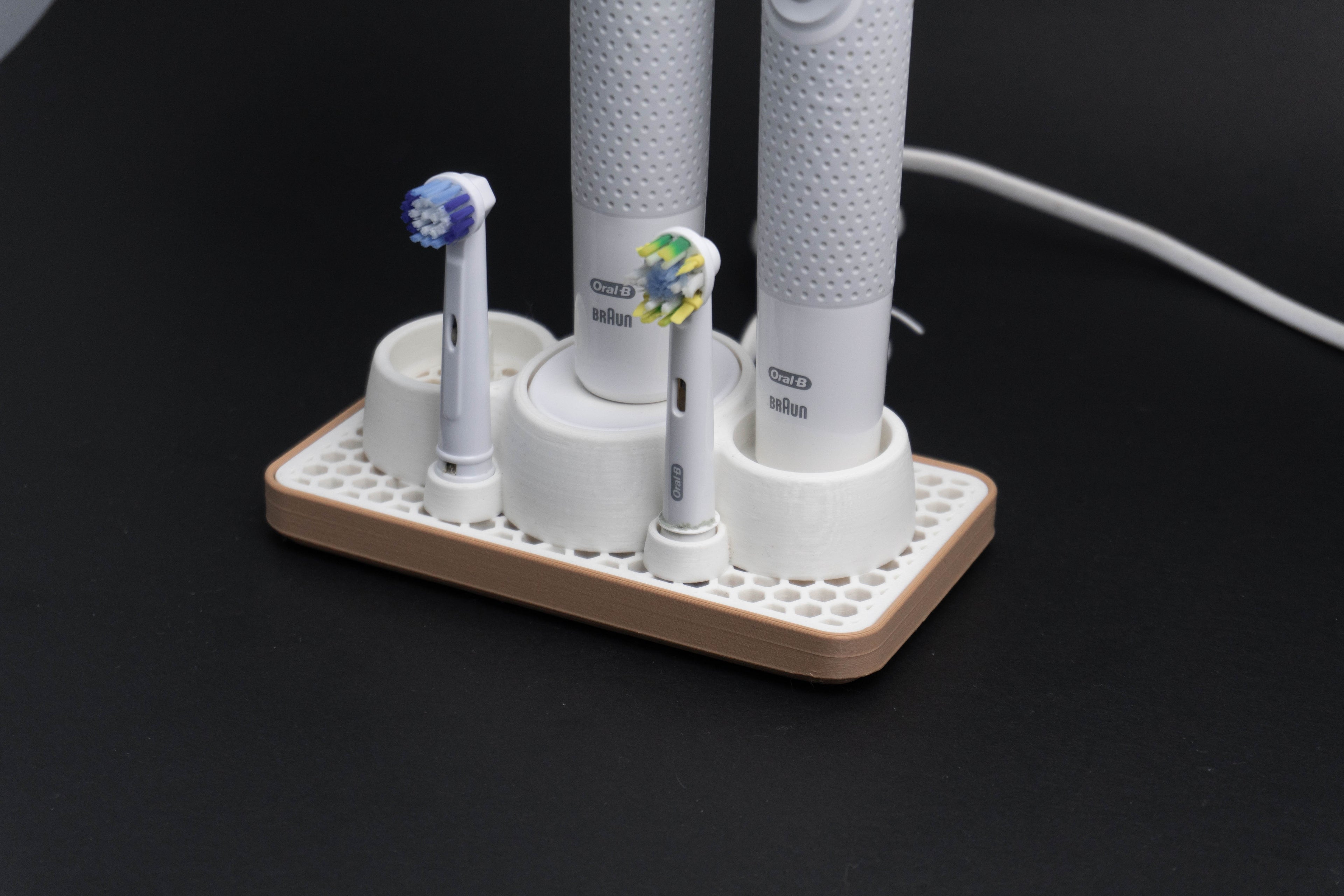 Oral-B Dual Toothbrush + Charger holder
