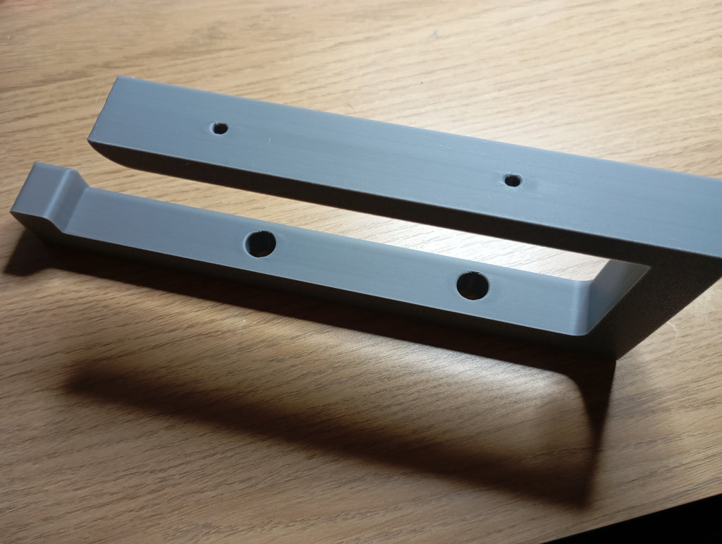 Tape holder top mounted