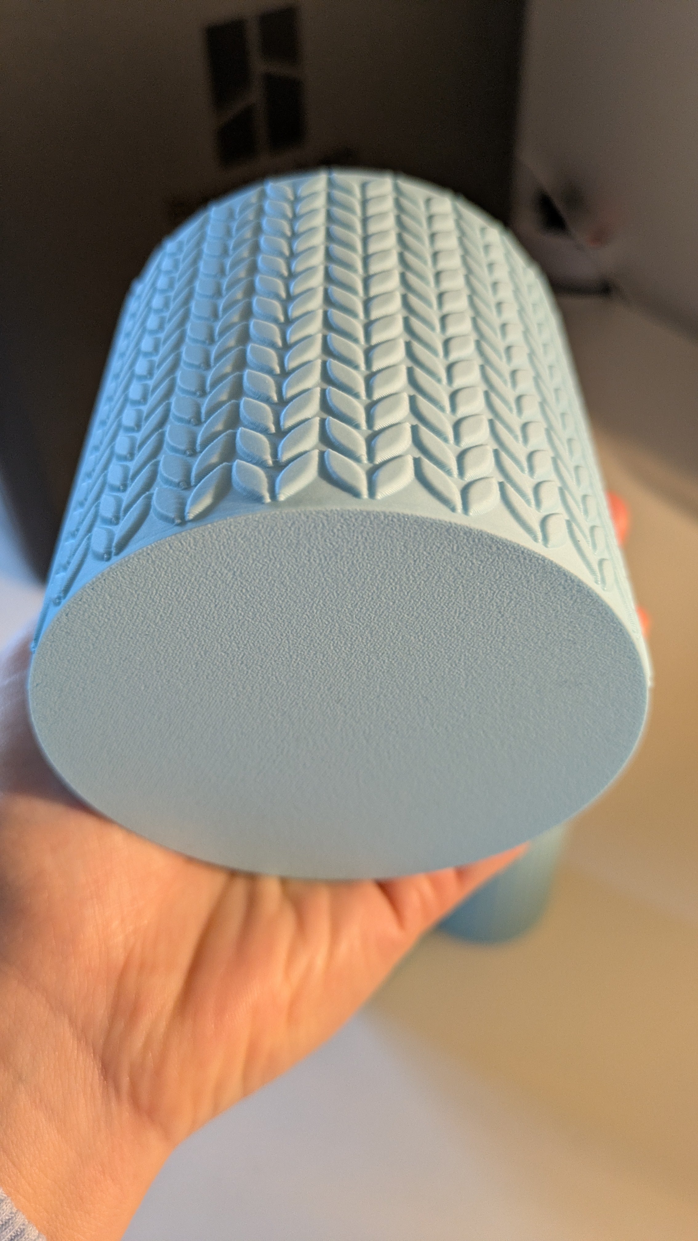 Knitted vase collection