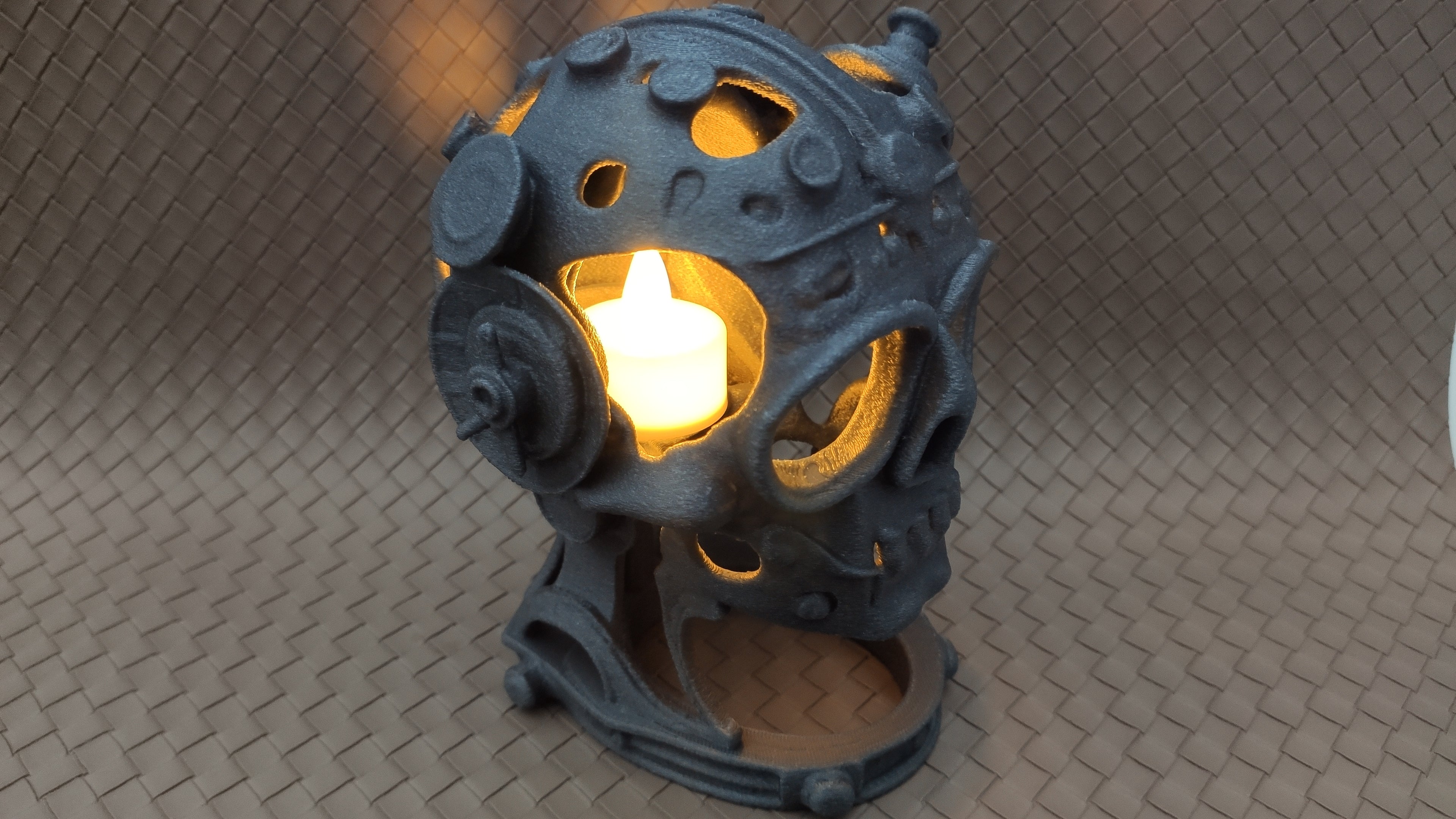 Steampunk Skull - LED tea light holder