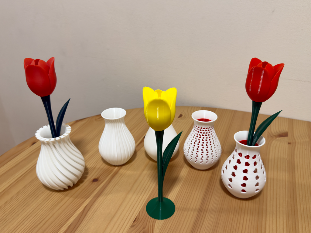 Tulip flower with stem, stand & vases