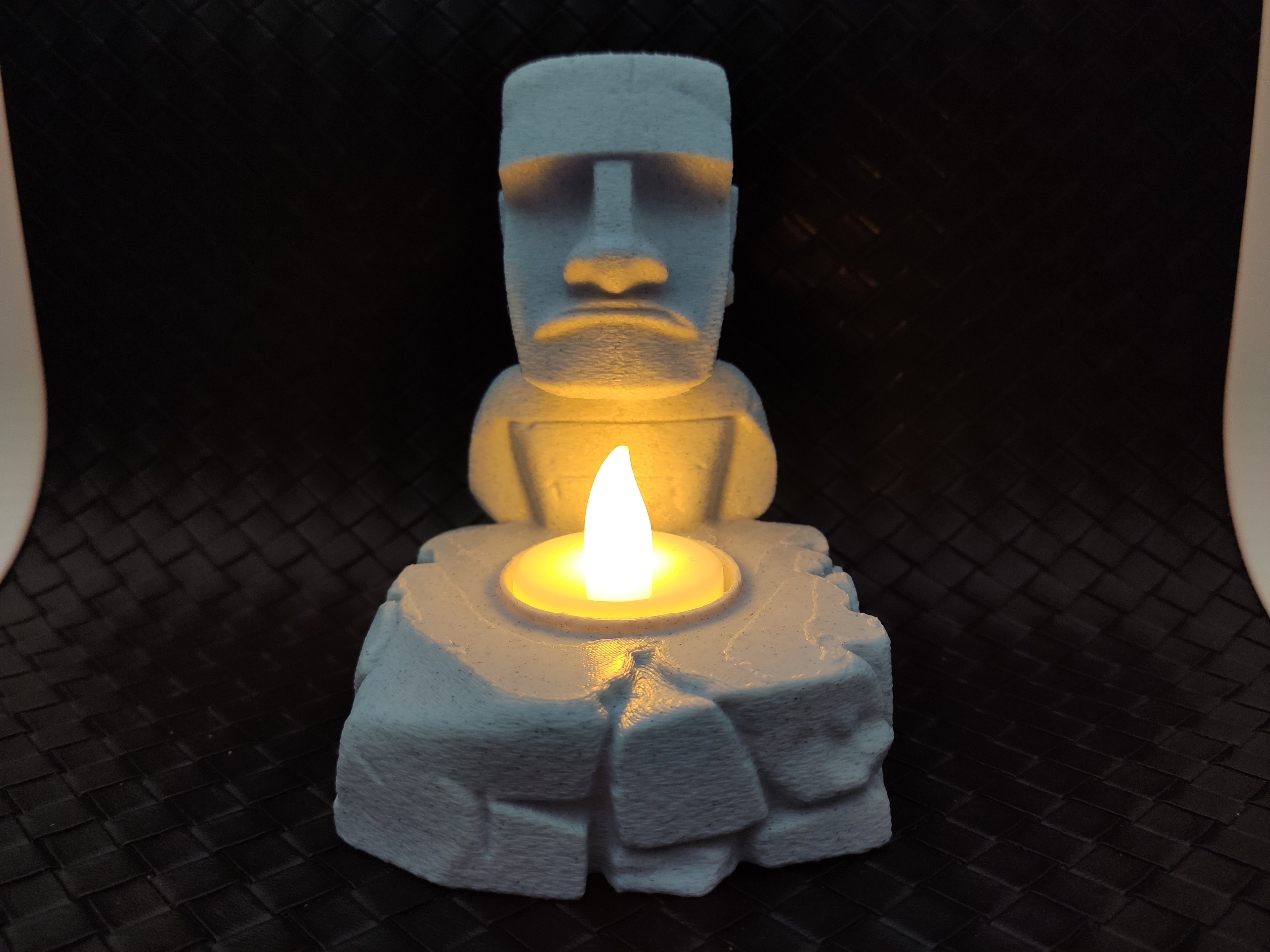Moai - LED Tea light Holder