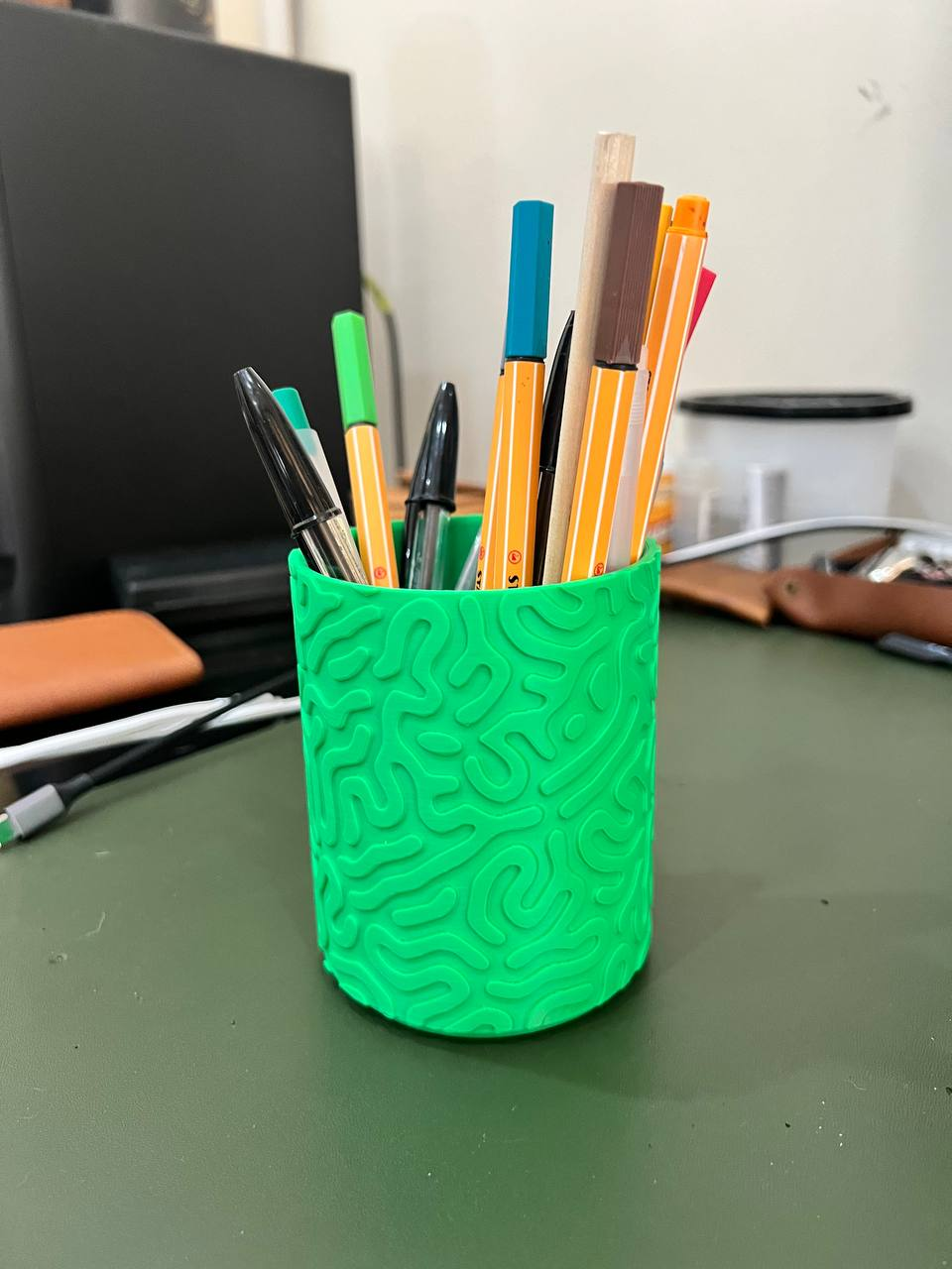 Maze Flow Pen Holder | Multipurpose Storage