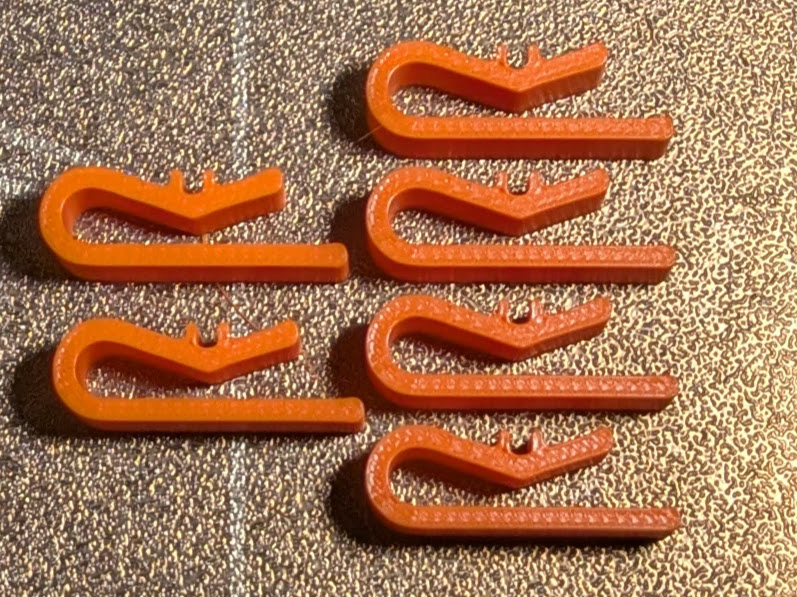 Universal filament clip