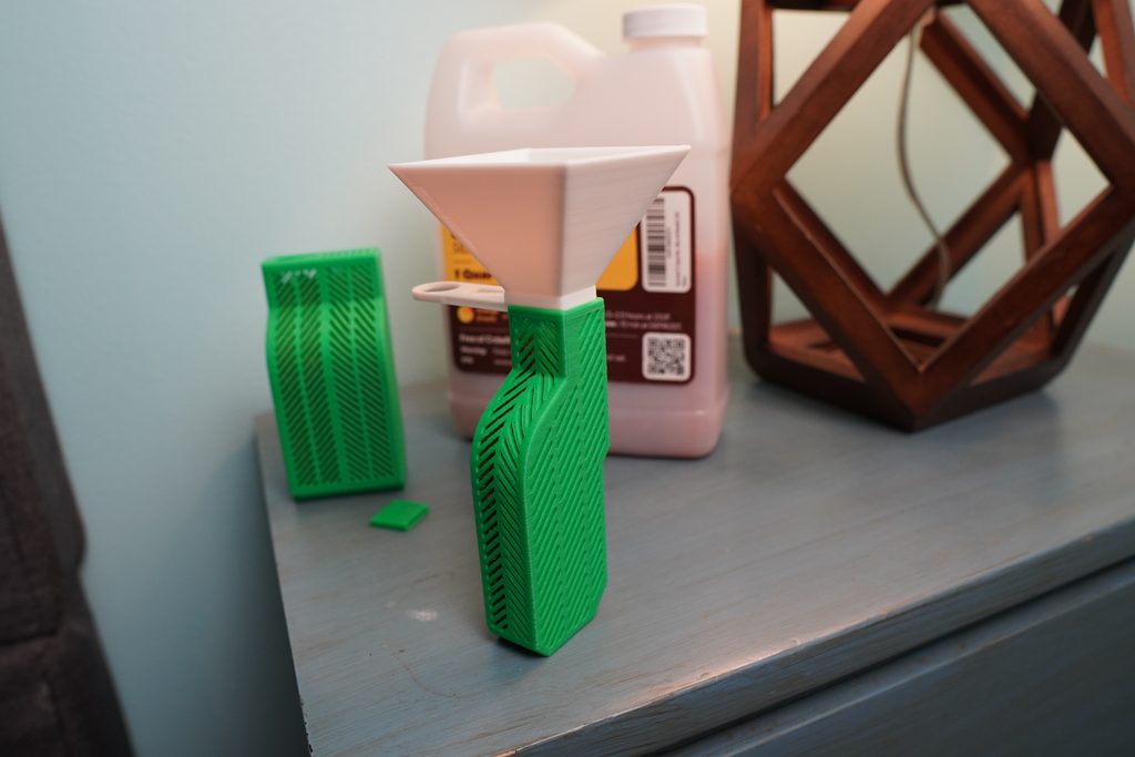 AMS Desiccant Holder Funnel – Slots Into Lid!
