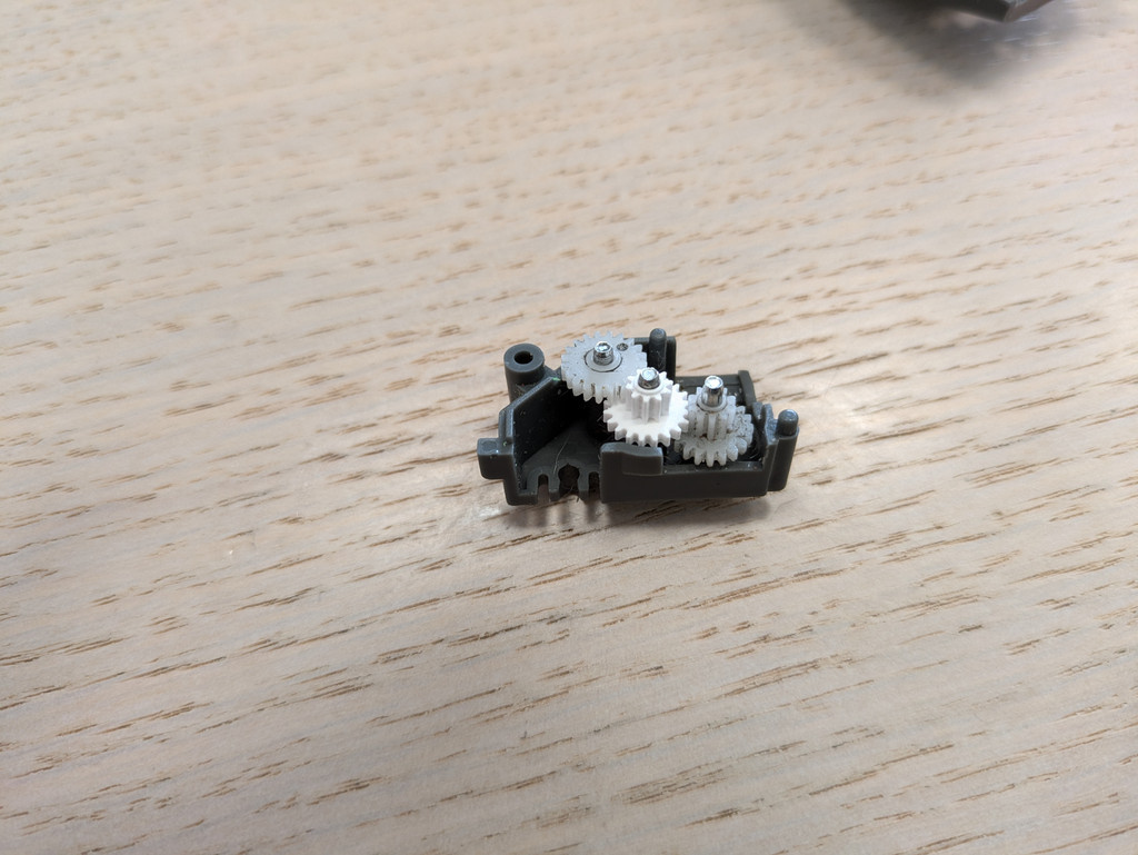 Gear replacement for Playtive train