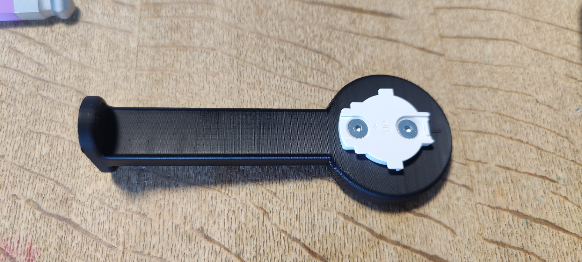 Mount for arlo essential outdoor camera updated