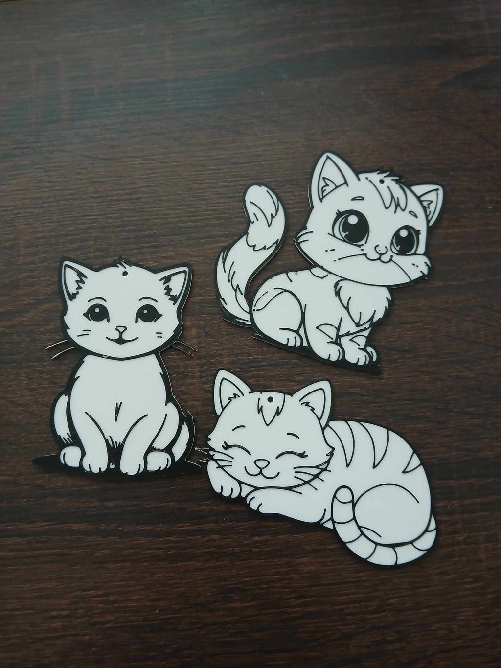 Coloring cats