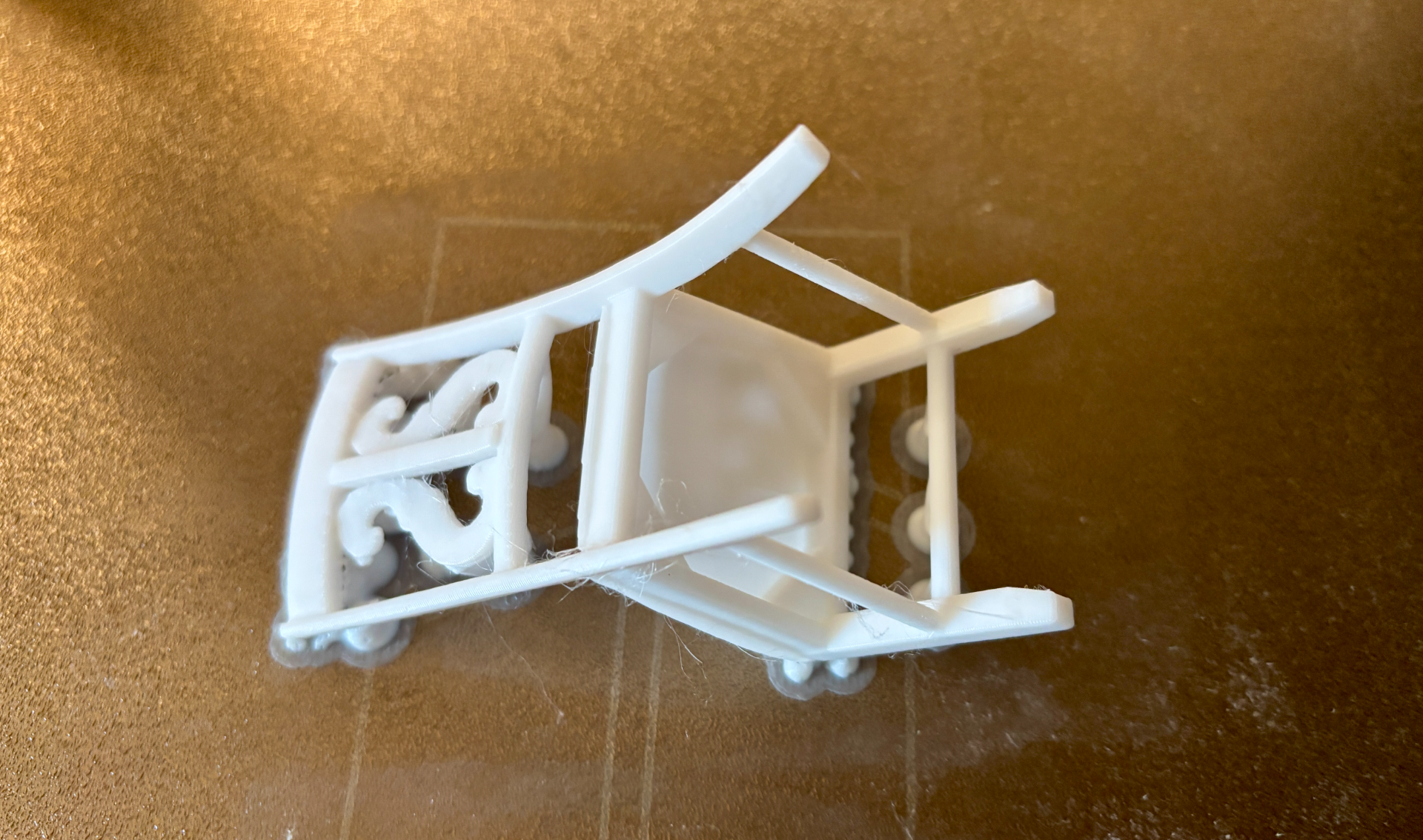 Dollhouse Scale 1:12 Kitchen Table and Chair