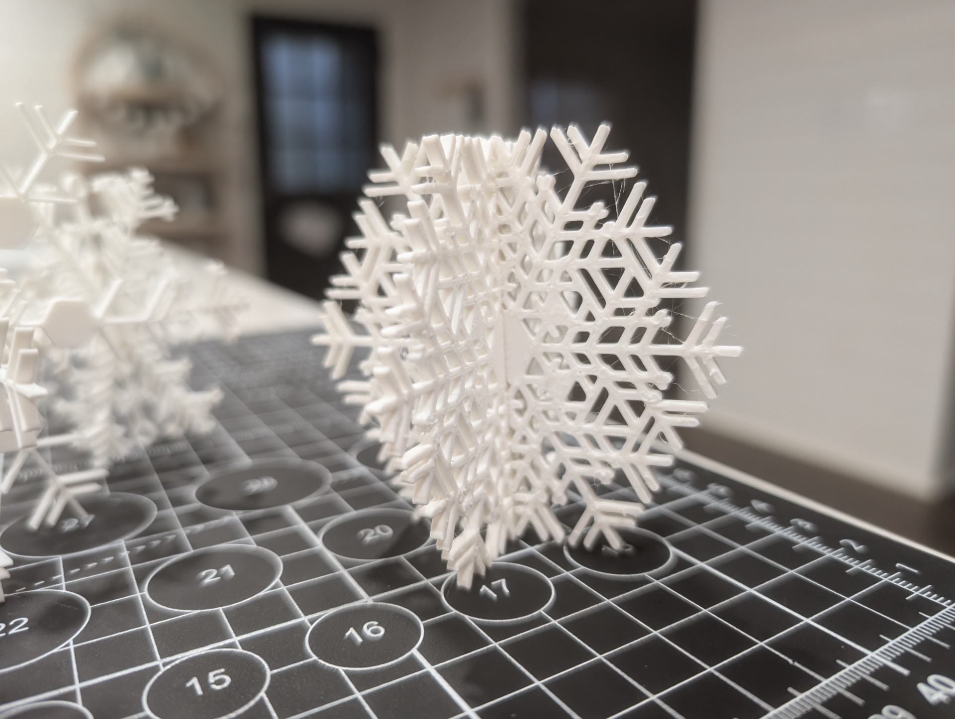 3D snowflake ornament (Set of 8 different designs)