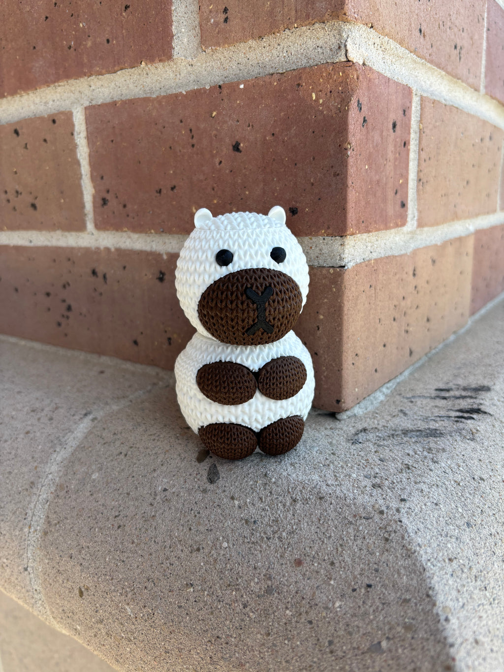 Buildable Knitted Capibara