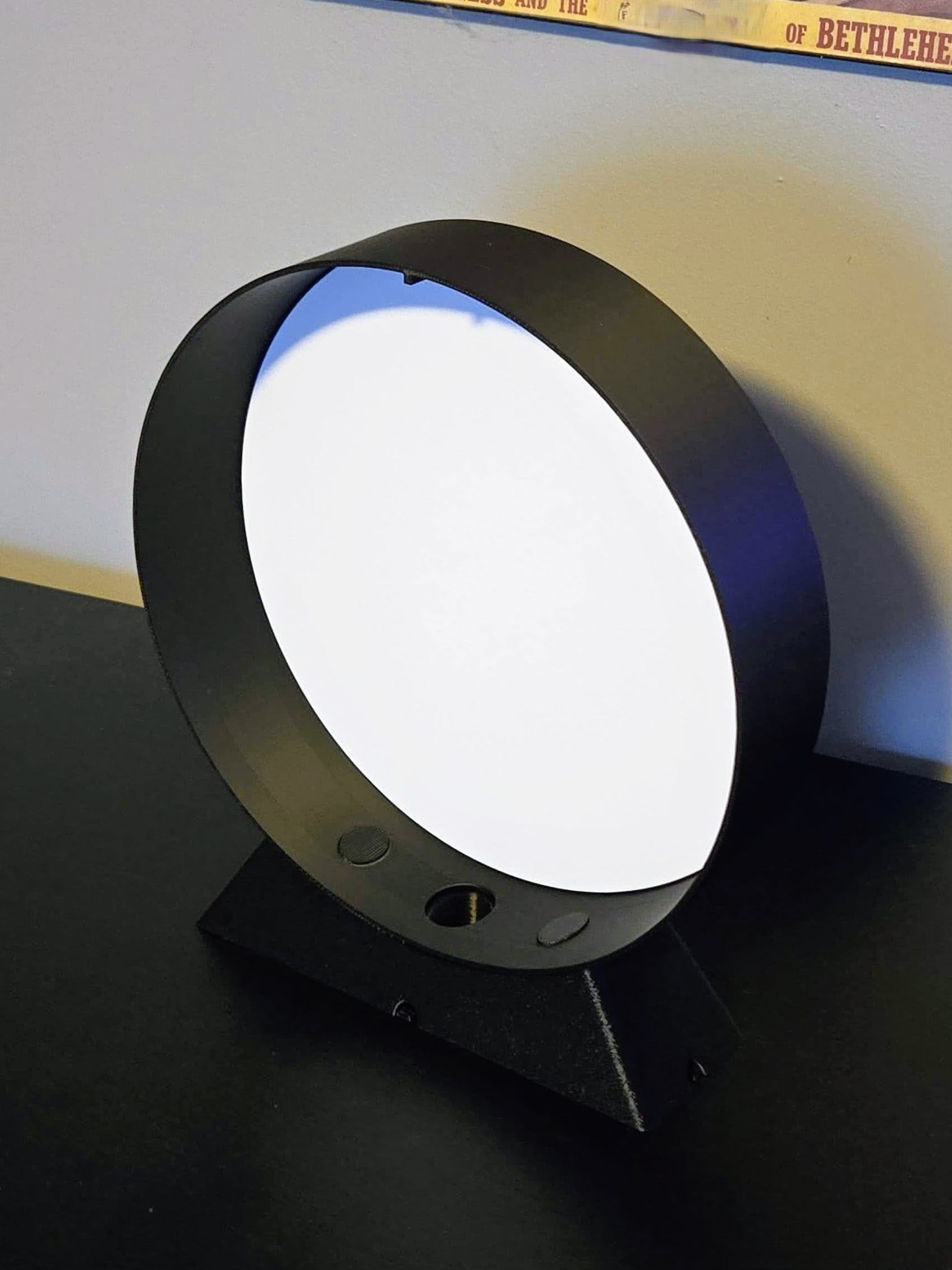 Desktop Stand & Frame for Round CO Lightboxes