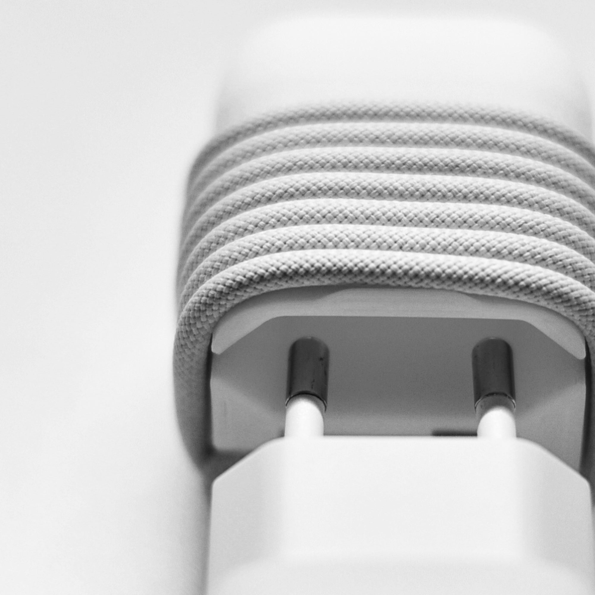 Cable Winder for European USB-C Charger