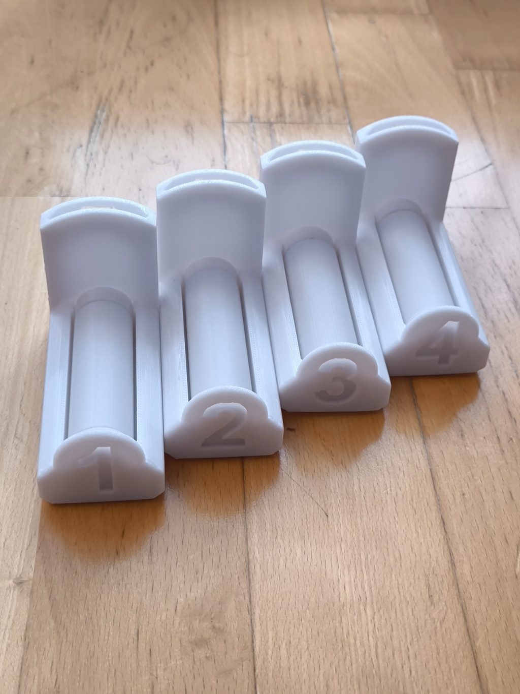 Compact filament spool holder for IKEA Skadis
