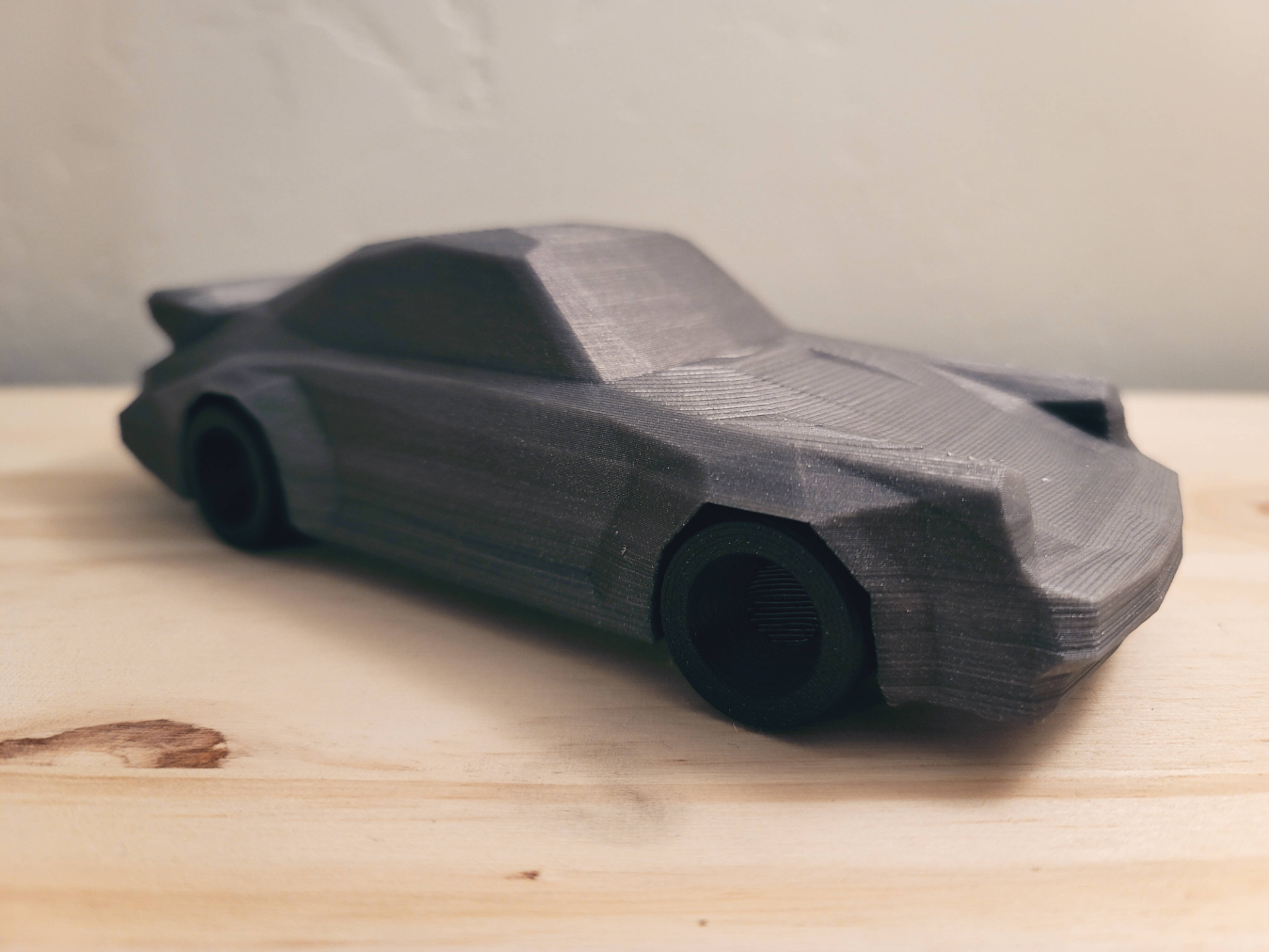 Low Poly Porsche 911 Turbo - Remastered