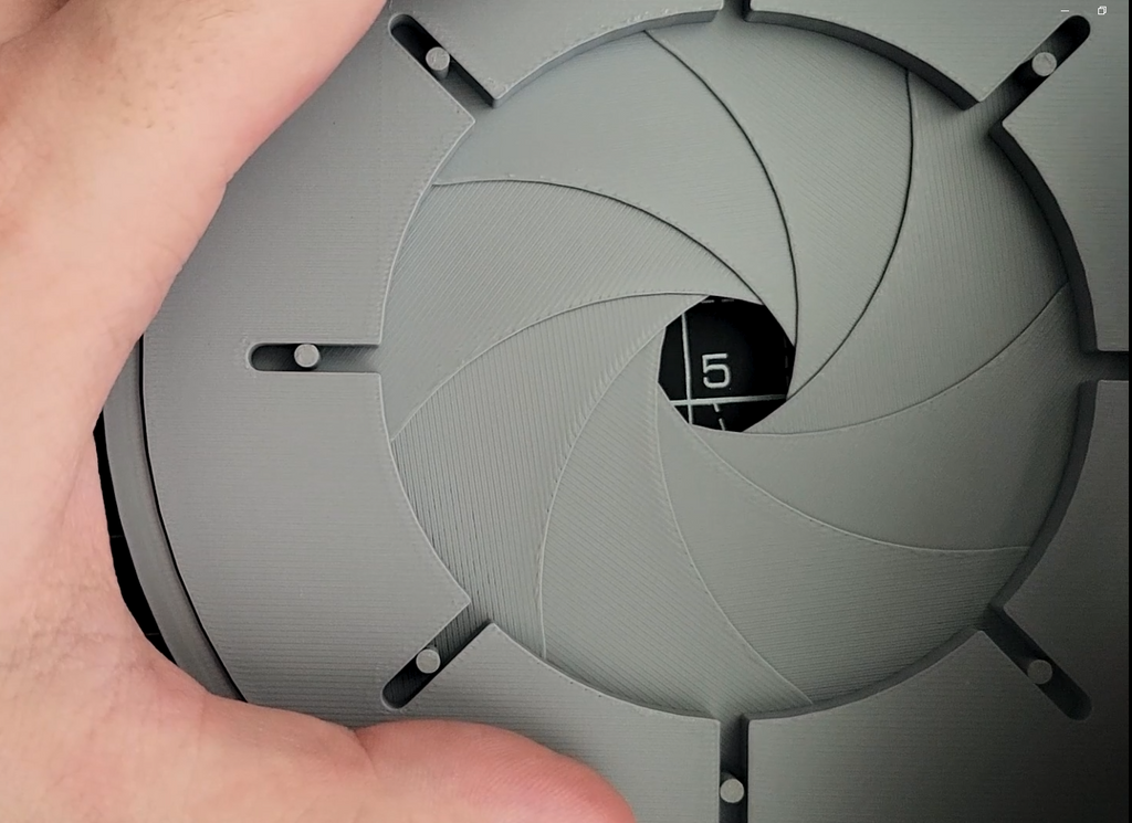 Mechanical Iris Fidget Toy