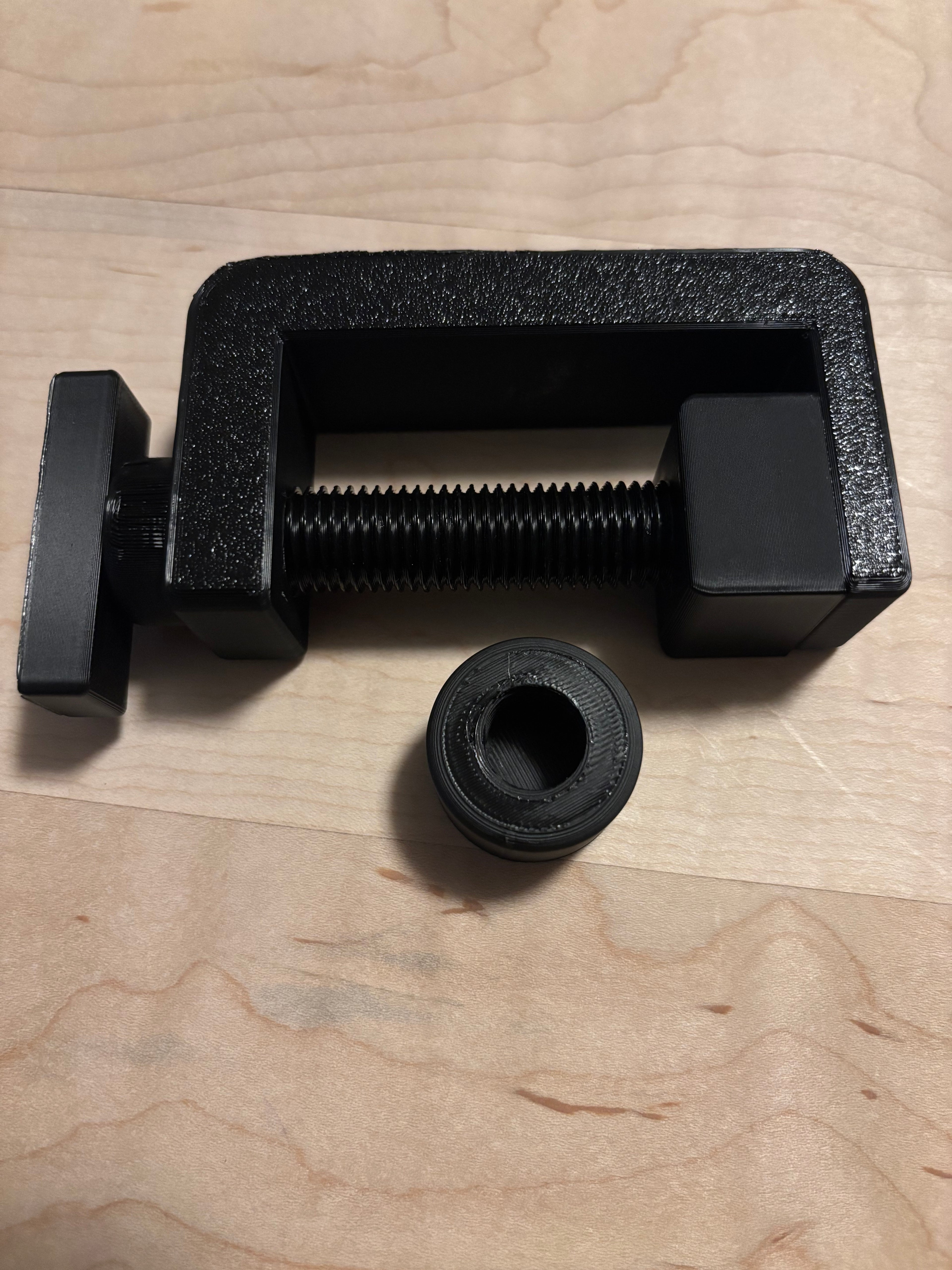 Custom Clamp/Vise with Versatile Tip Design
