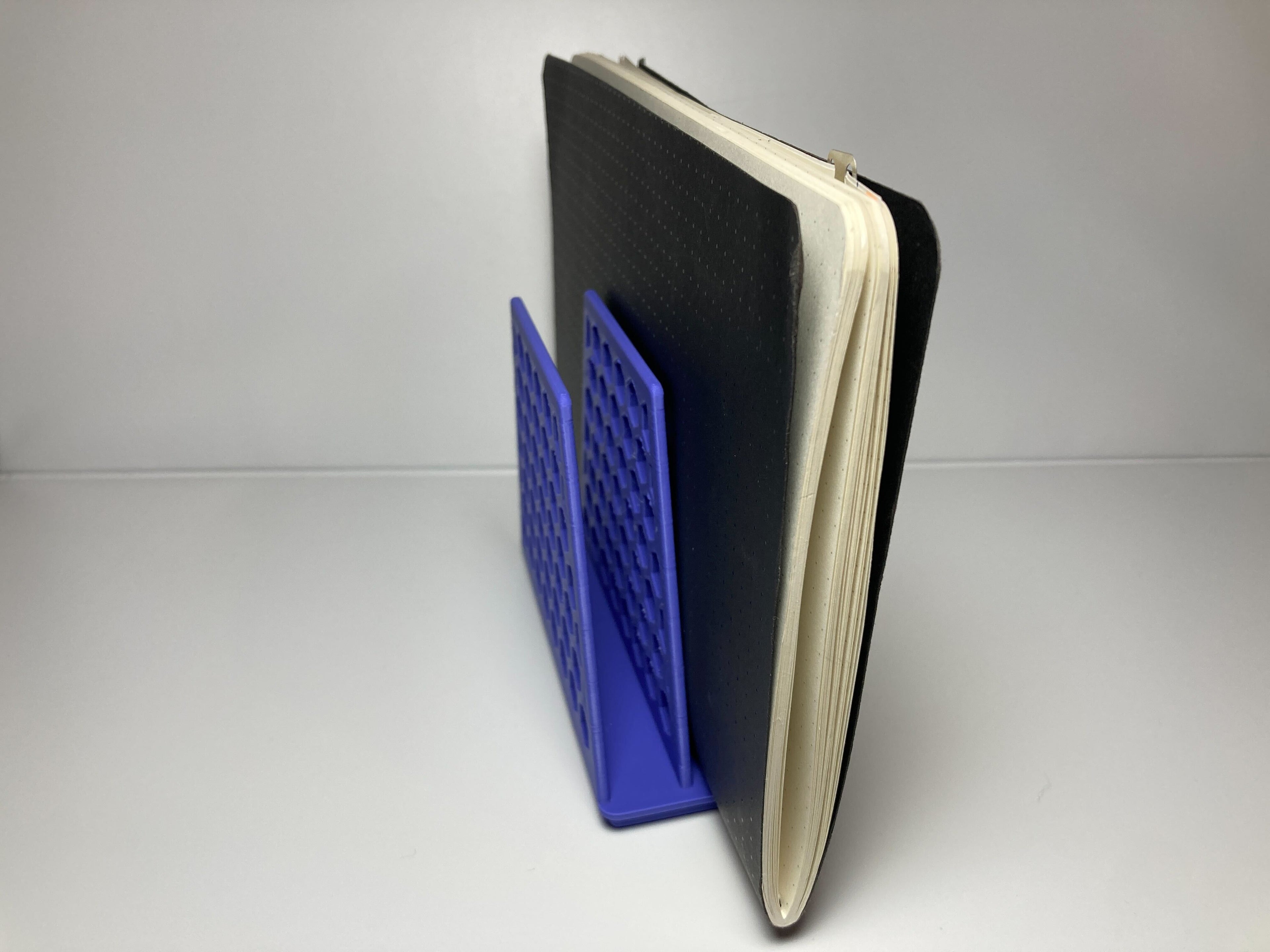 Gridfinity Journal/Notebook Stand