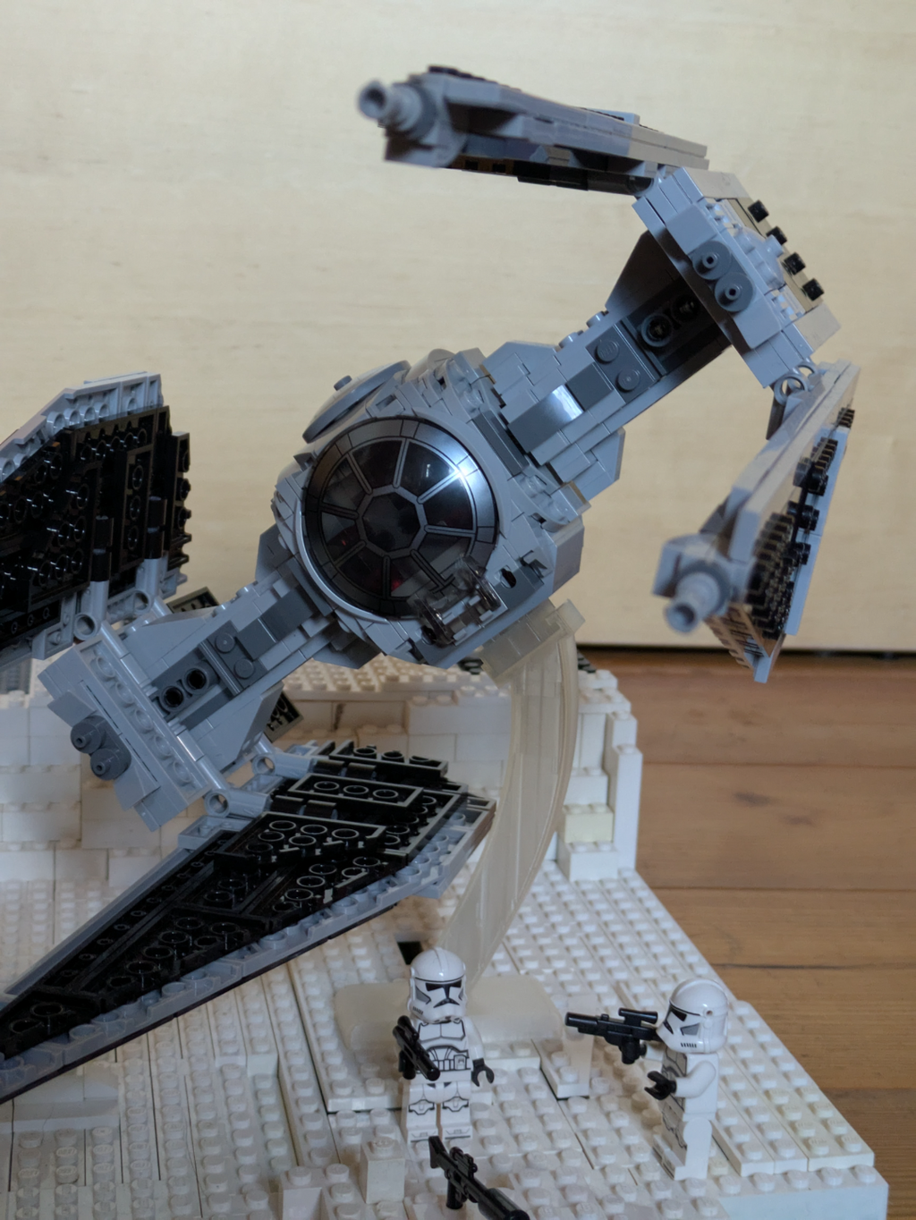starwars brick spaceship stand for build Plates