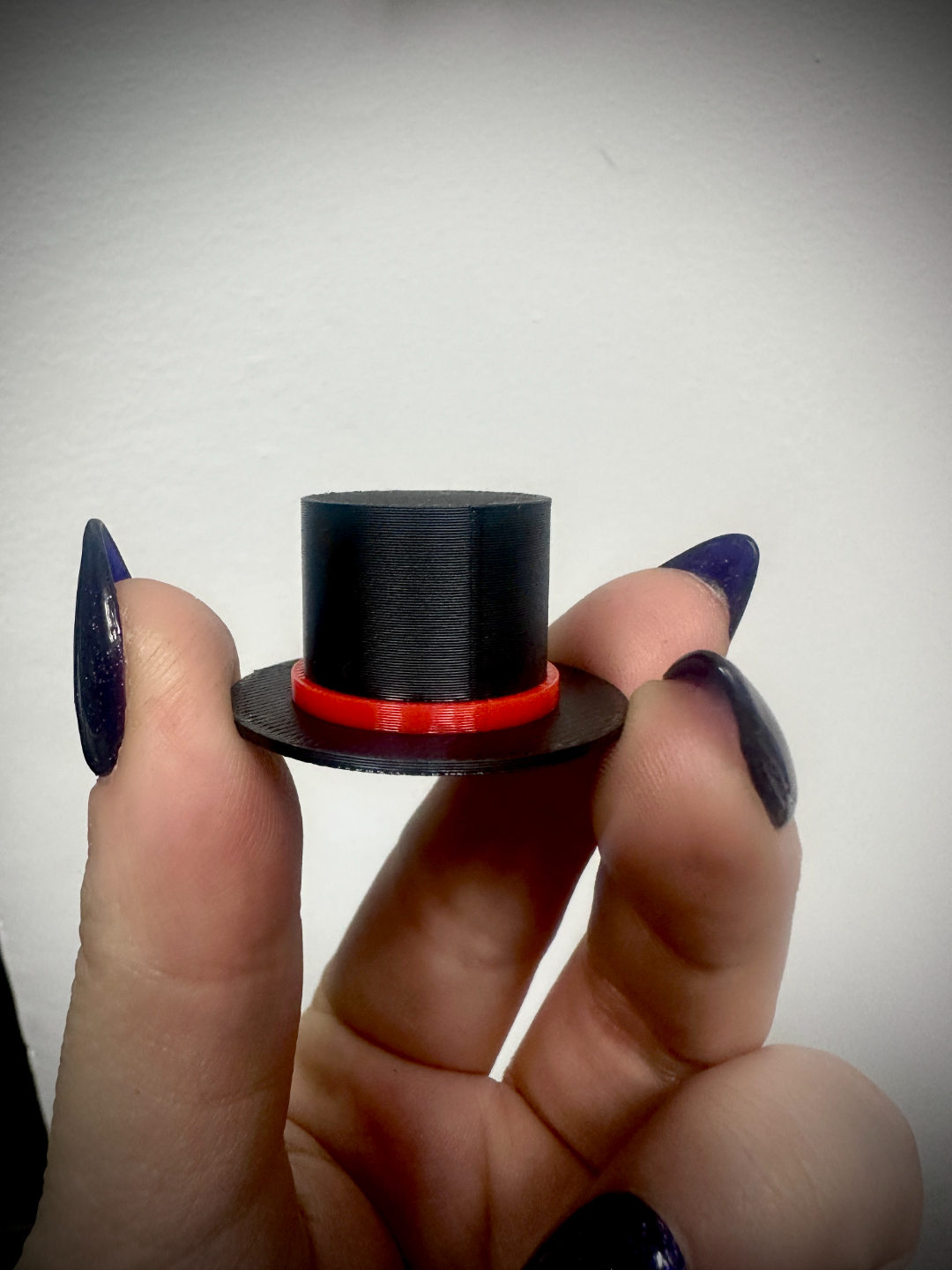 Tiny Top Hat for Broken Prints