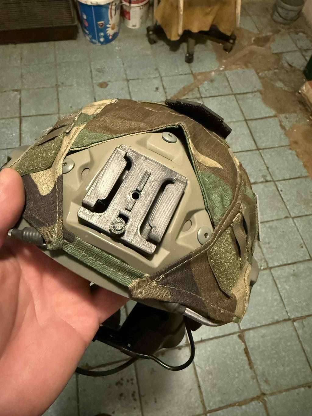 Action camera mount for FAST/FMA/MICH helmets