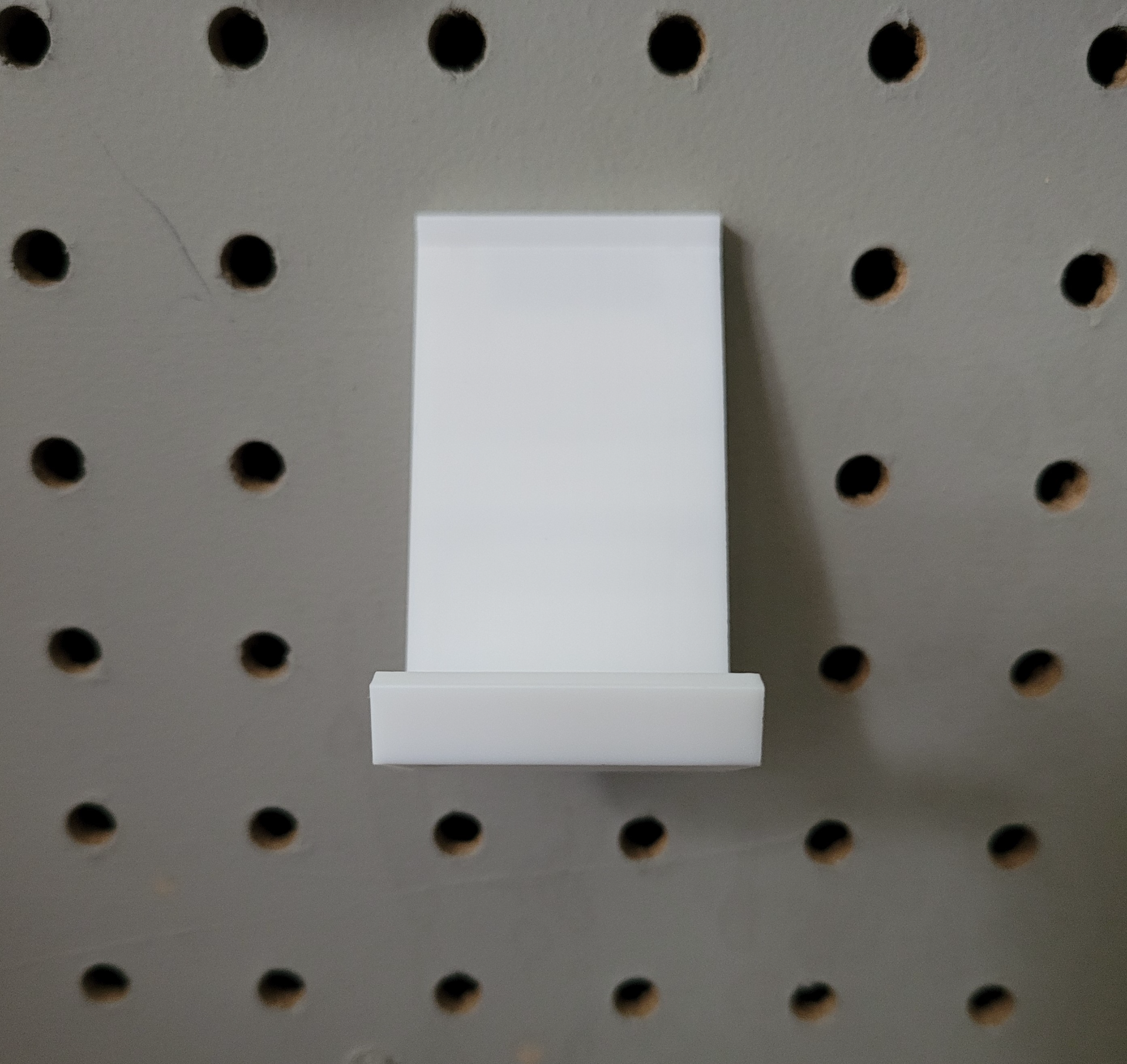 Controller Holder for Pegboard