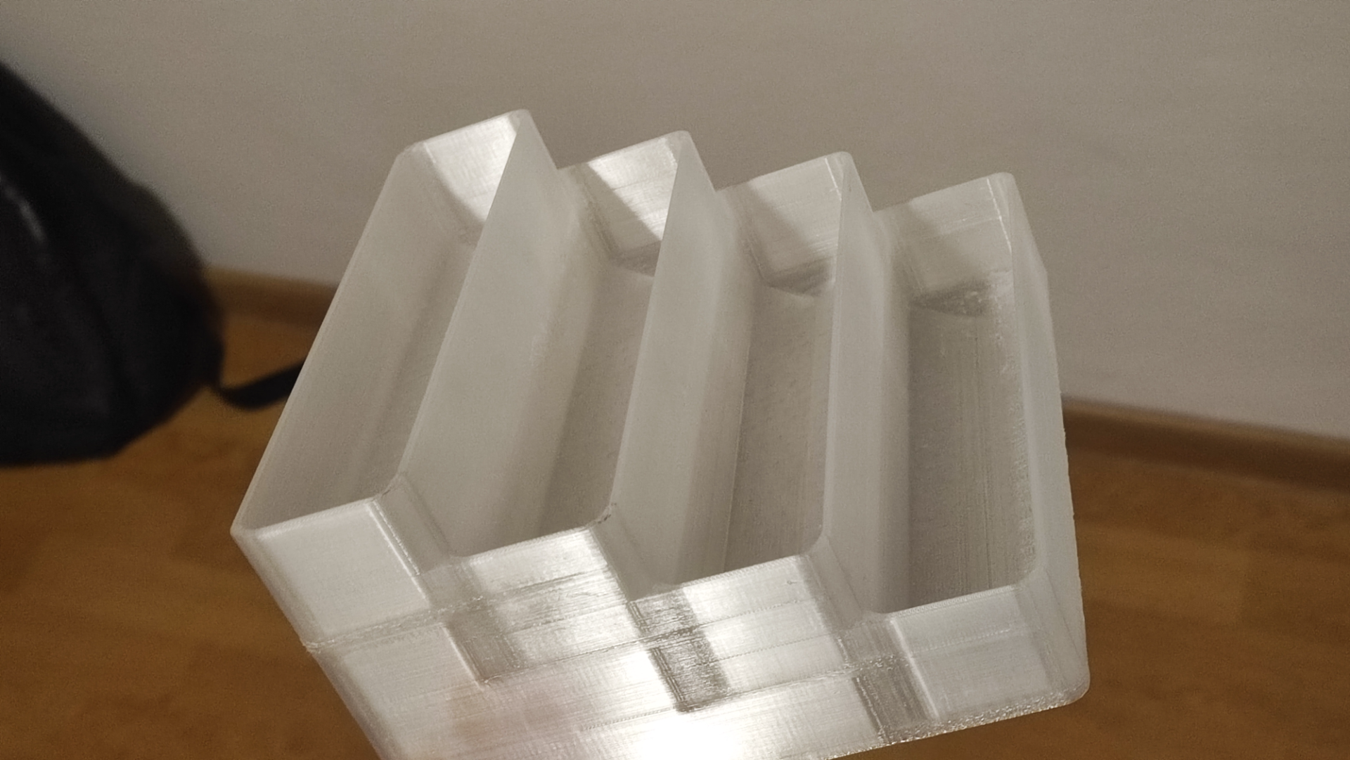 Nail Polish Organizer Stand 20 slots