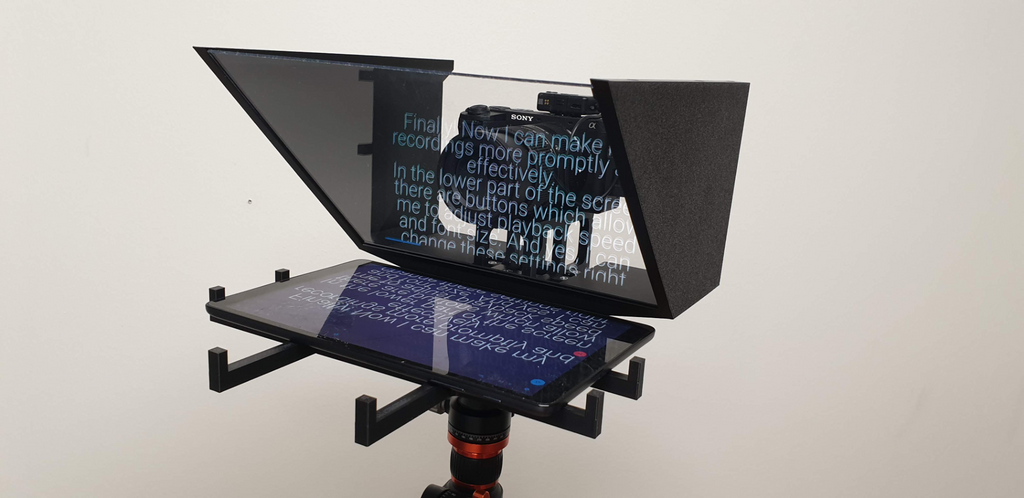 Teleprompter for tablet or screen