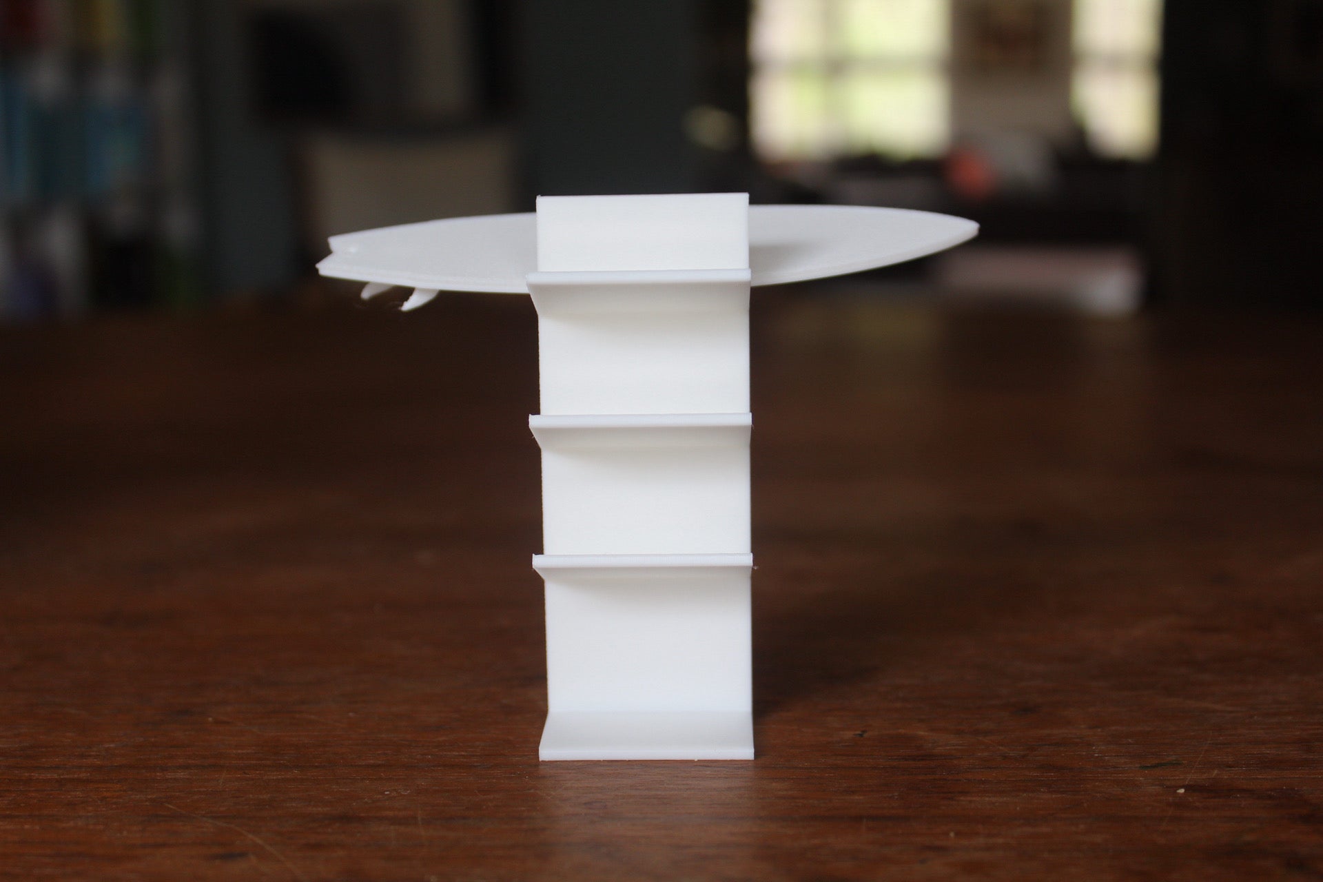 Finger Surfboard Stand