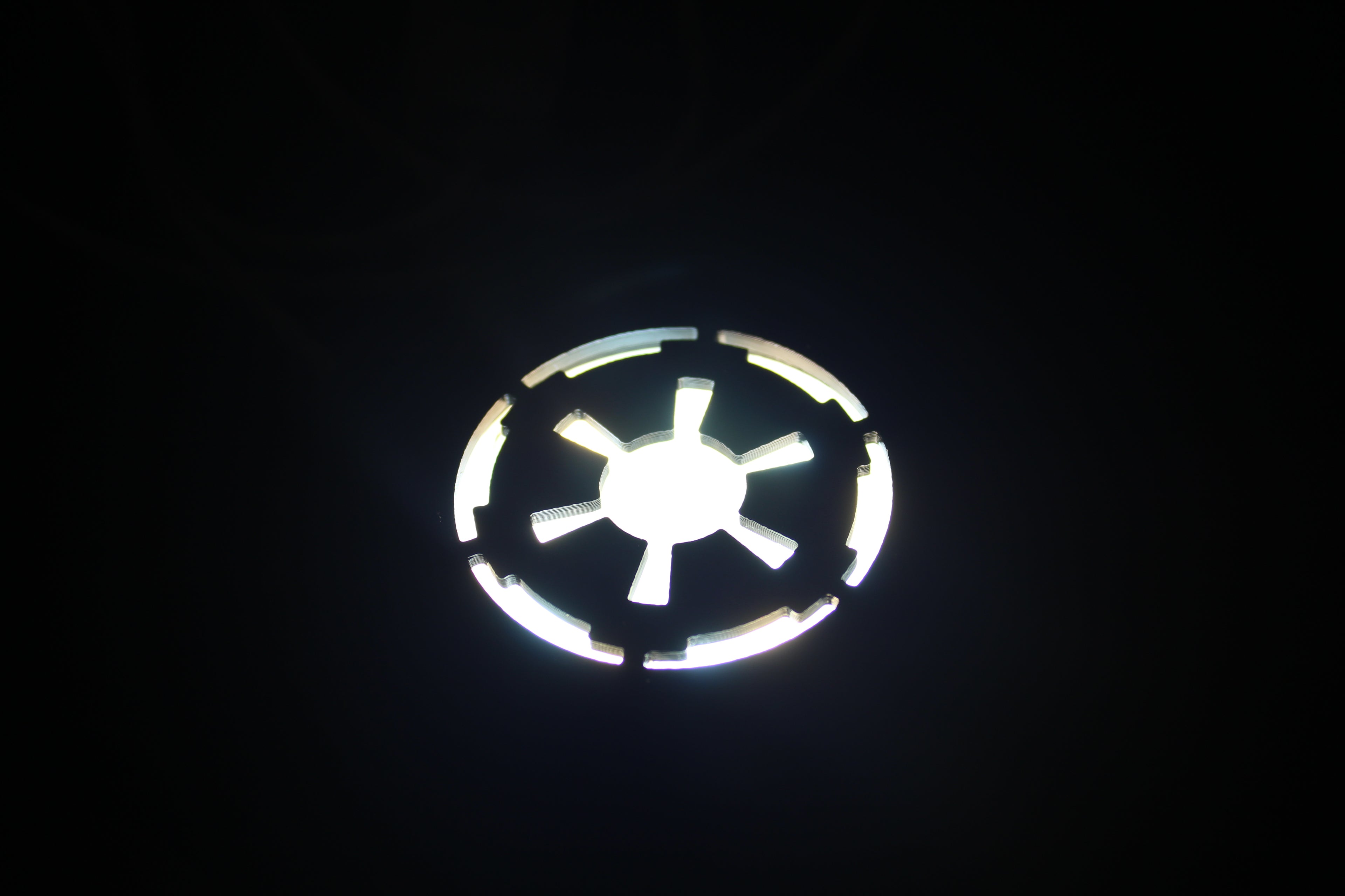 Lamp Temu V8