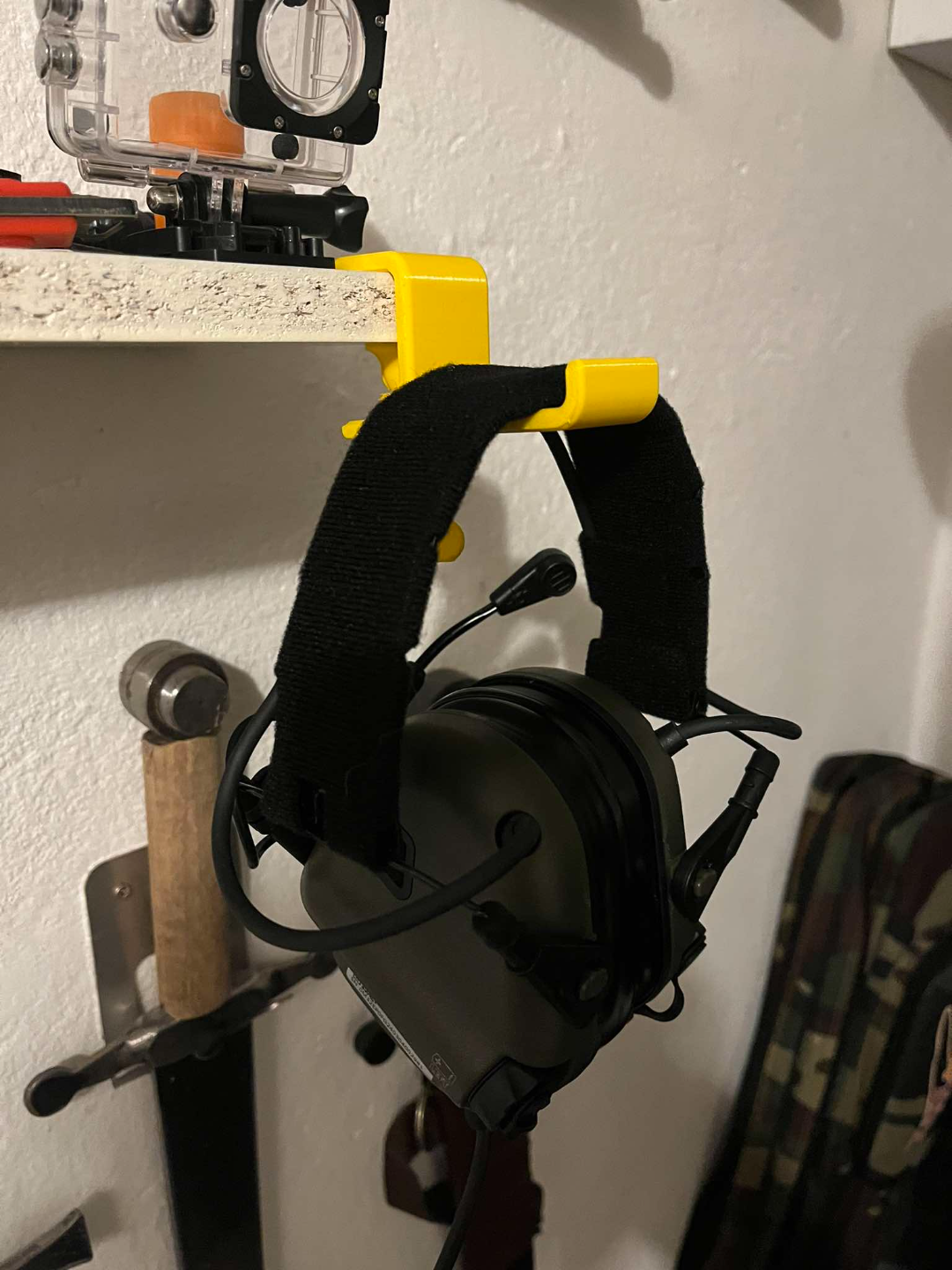 Headphone holder, stand ideal for M32