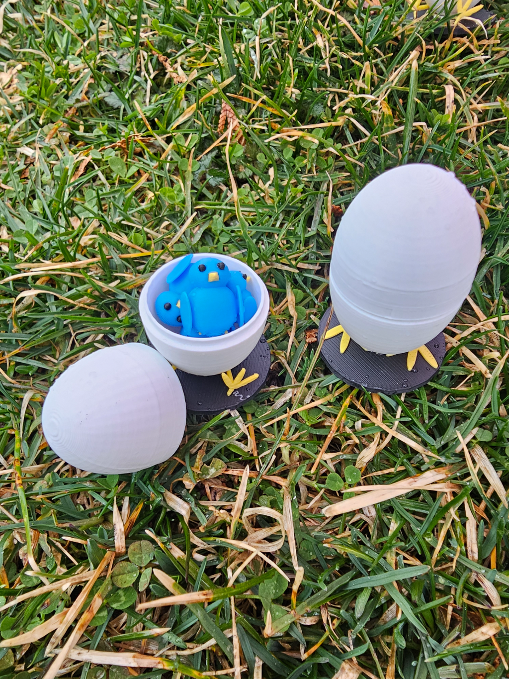 Easter Egg Container With Legs And Mini Bird